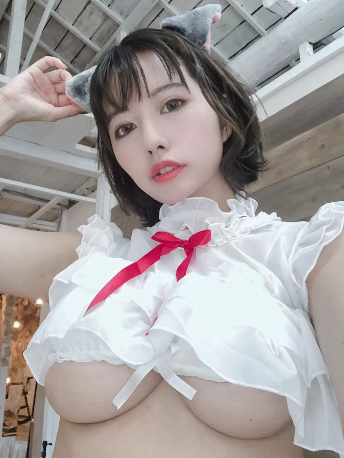ハミ乳エロ画像067