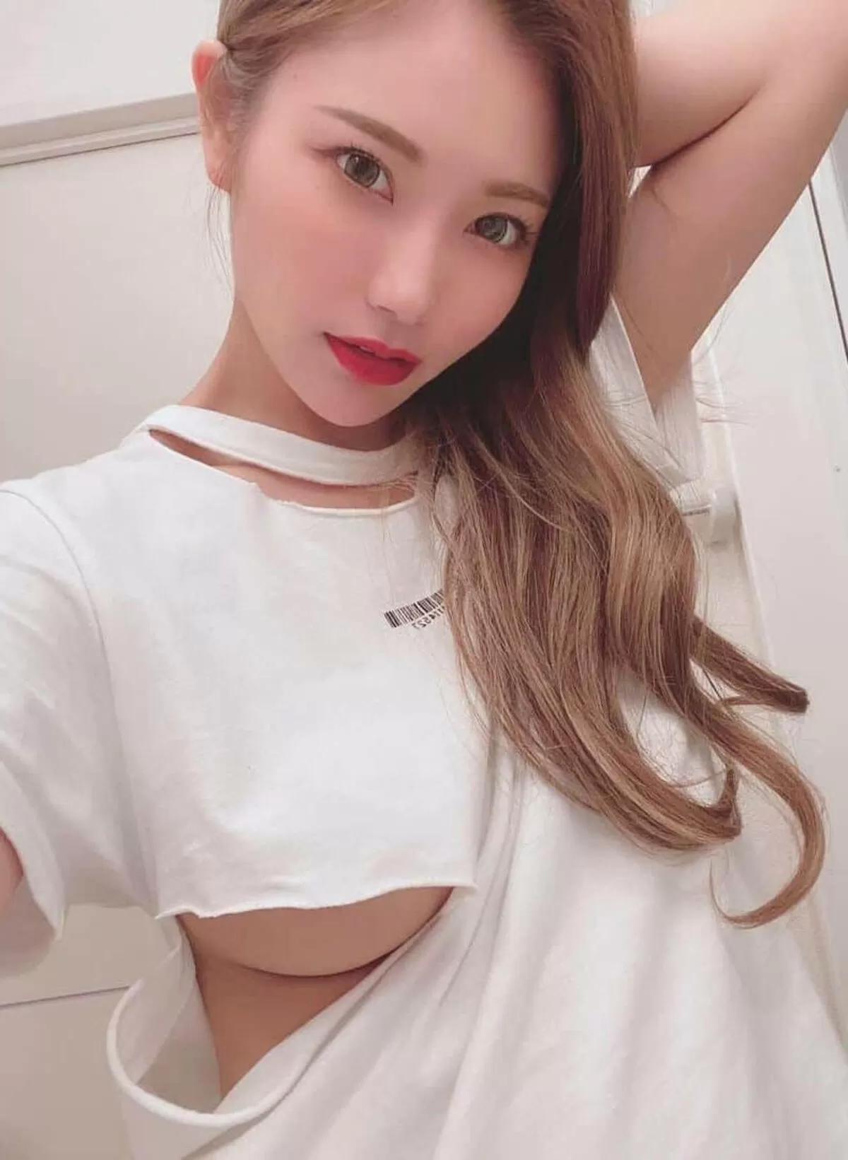 ハミ乳エロ画像108