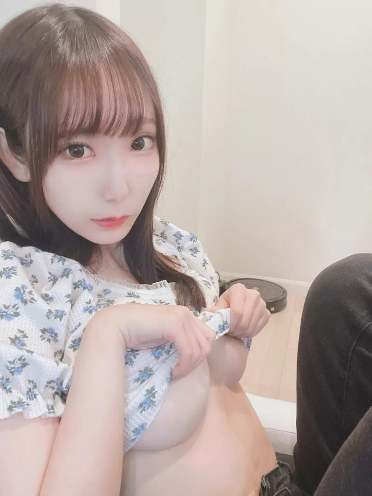 ハミ乳エロ画像115