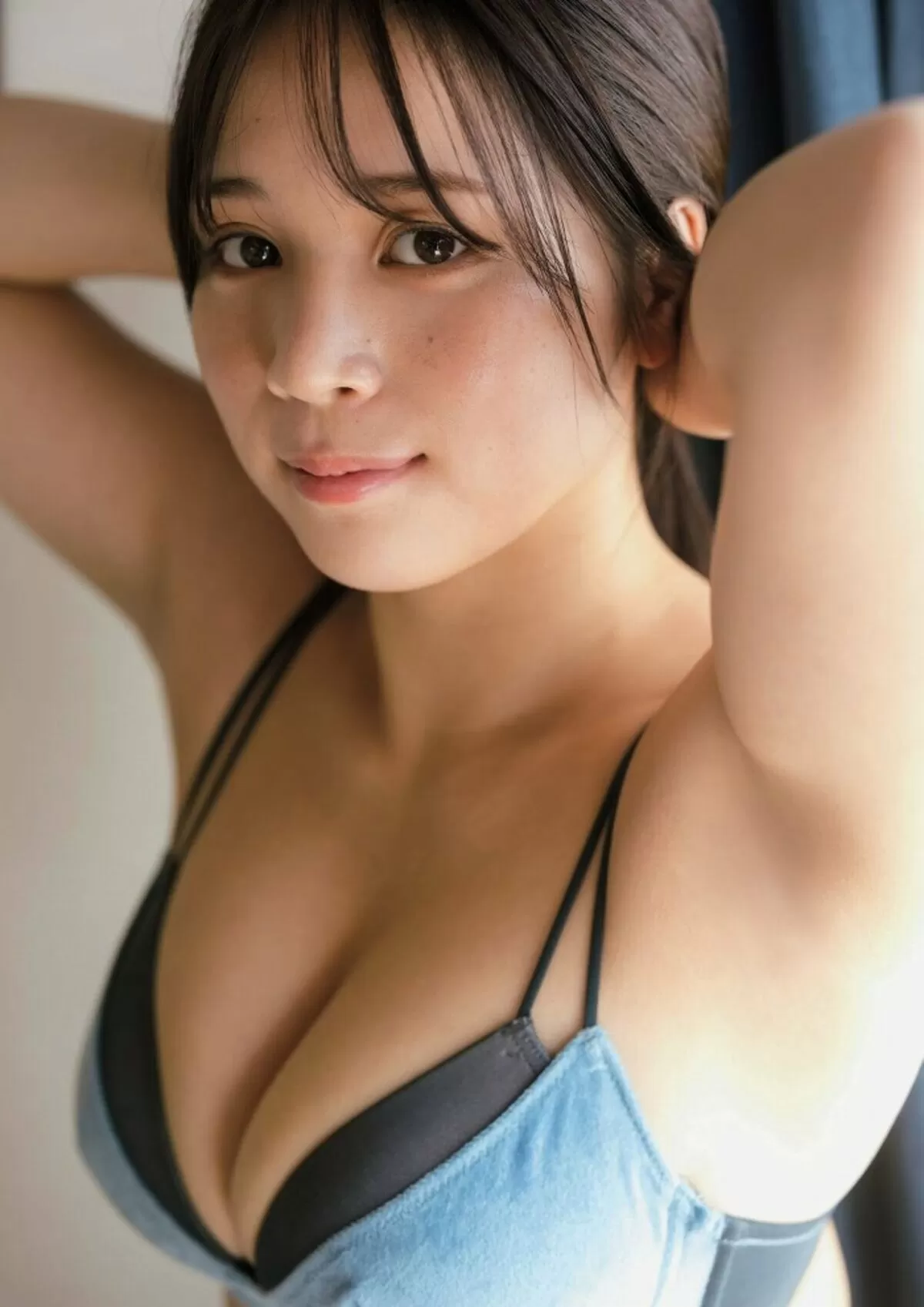 爆乳水着エロ画像040