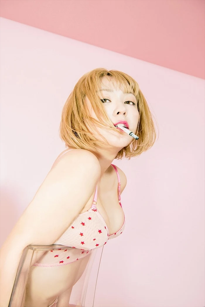 橋本甜歌エロ画像033