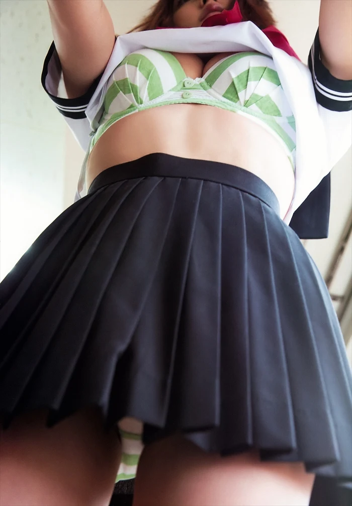 橋本甜歌エロ画像076