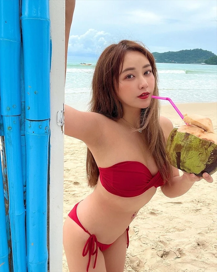 橋本甜歌エロ画像184