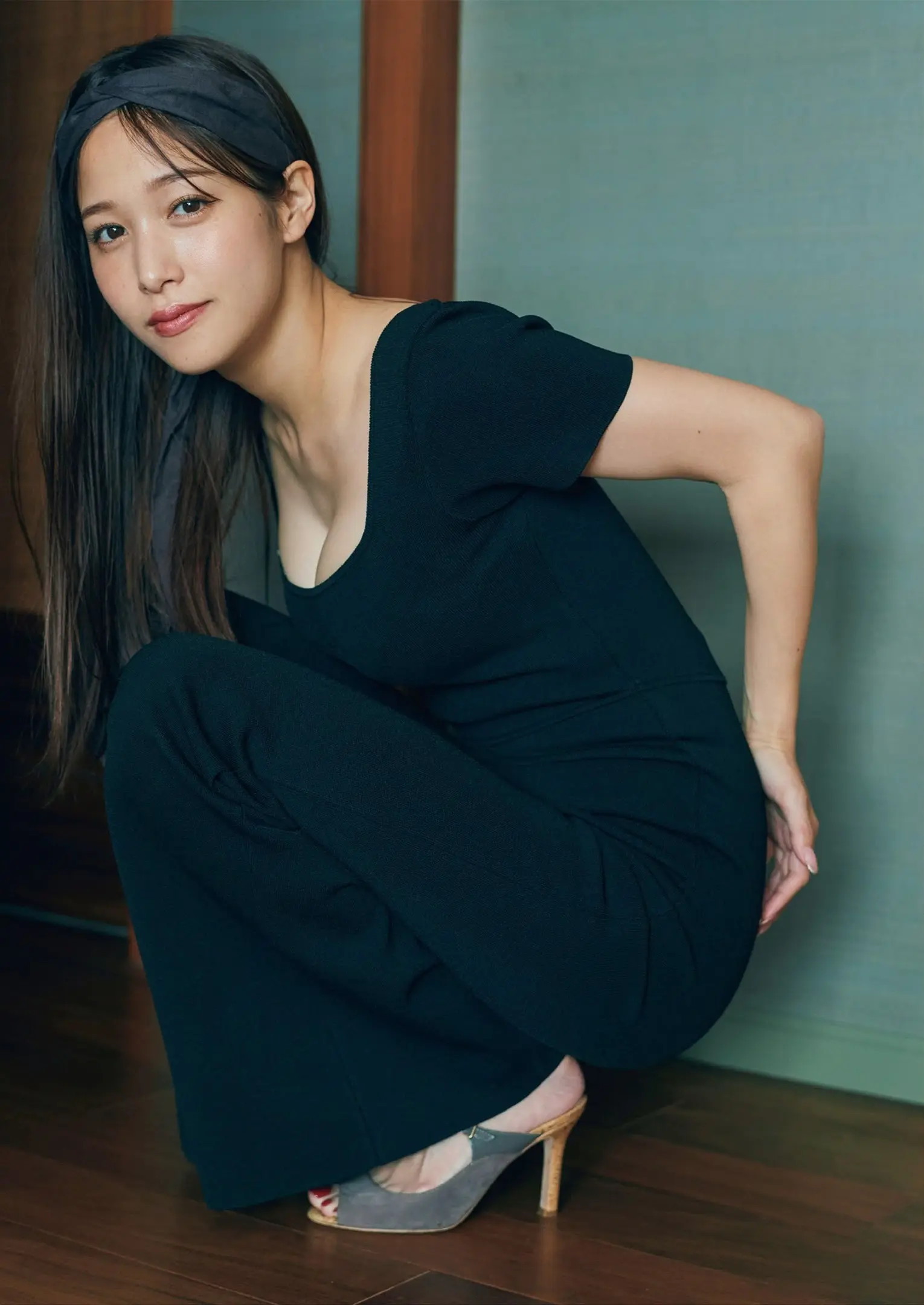 鷲見玲奈 グラビア3