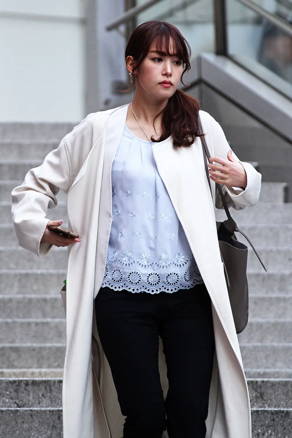 鷲見玲奈エロ画像063