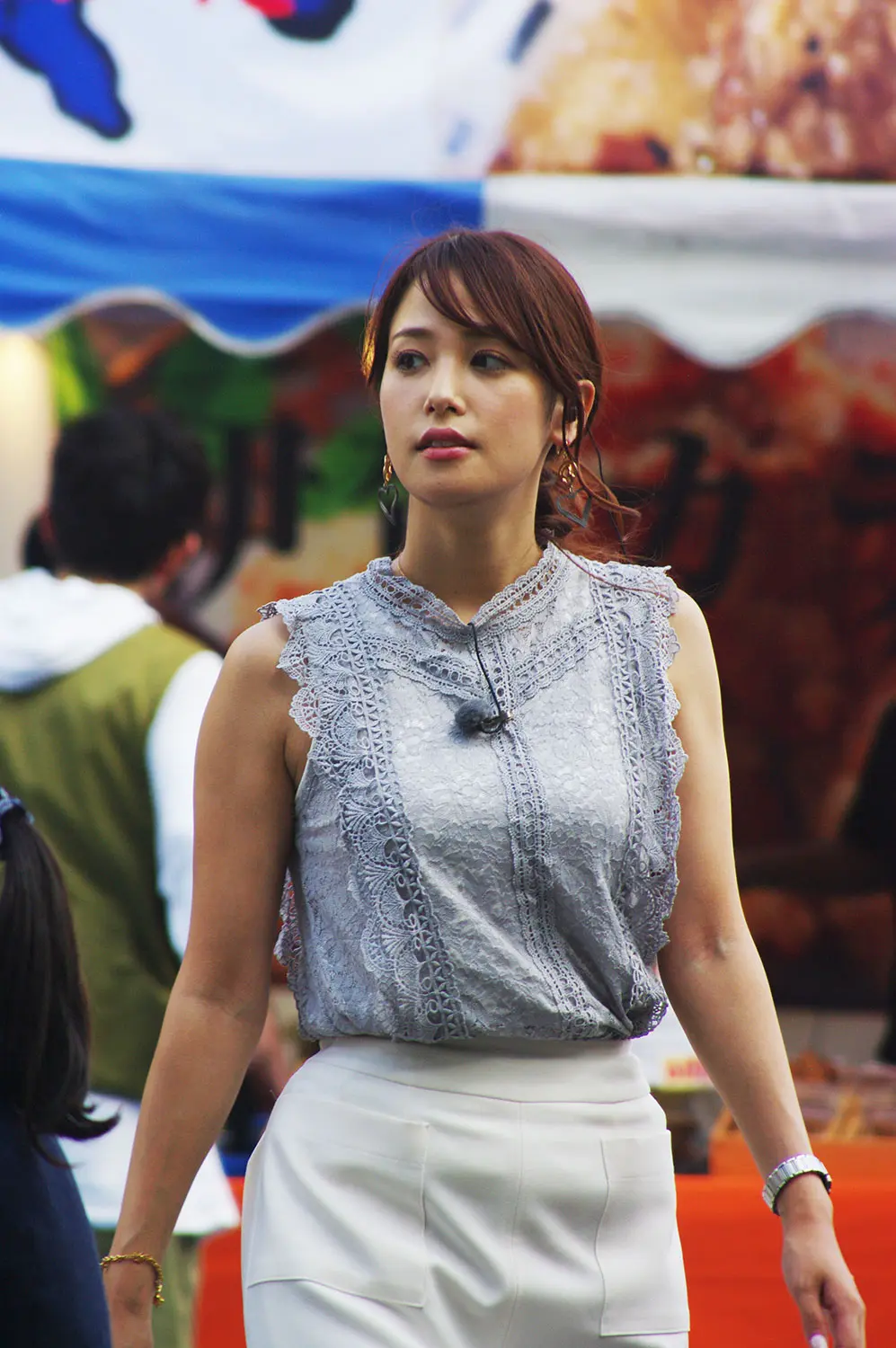 鷲見玲奈エロ画像067