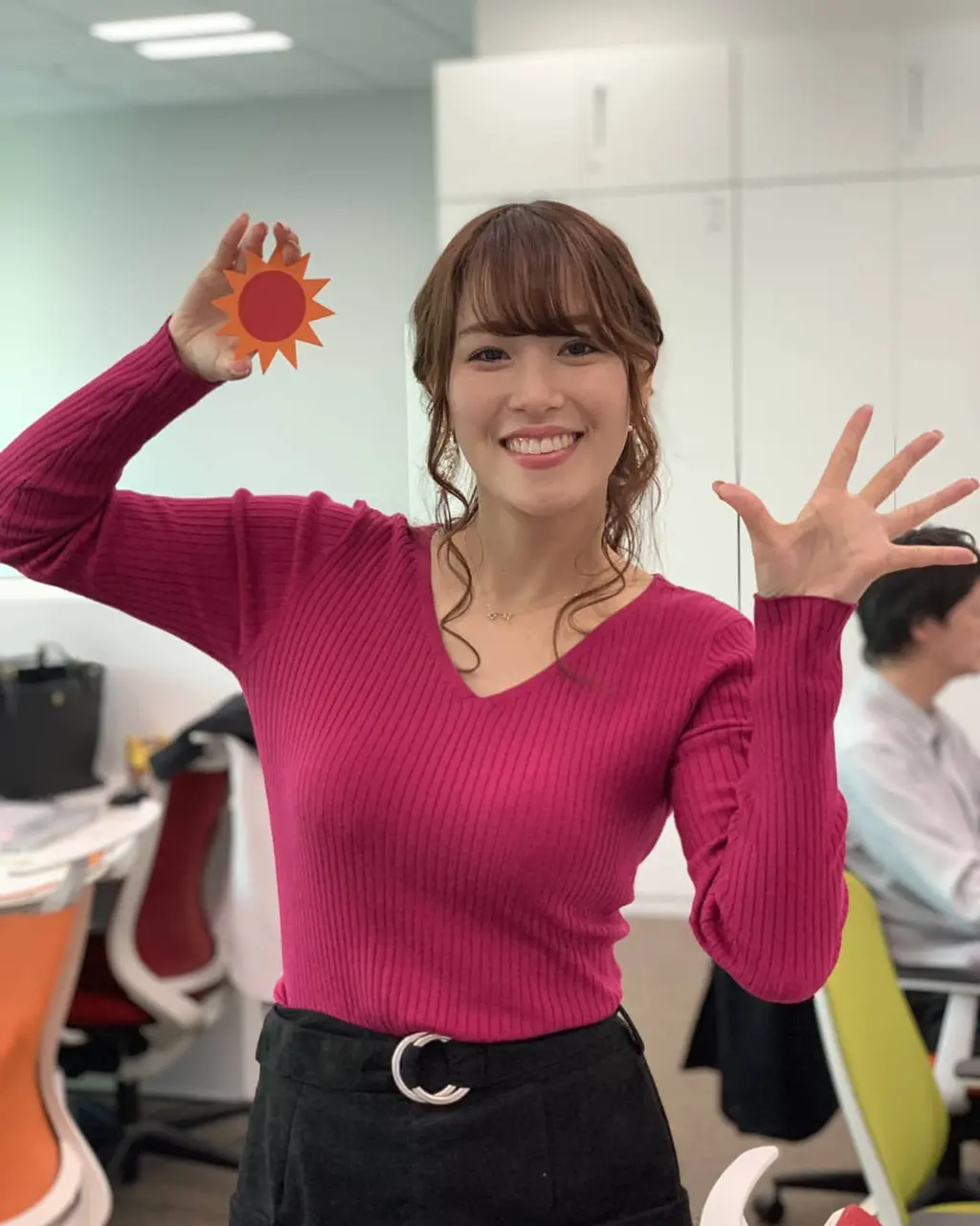 鷲見玲奈エロ画像077