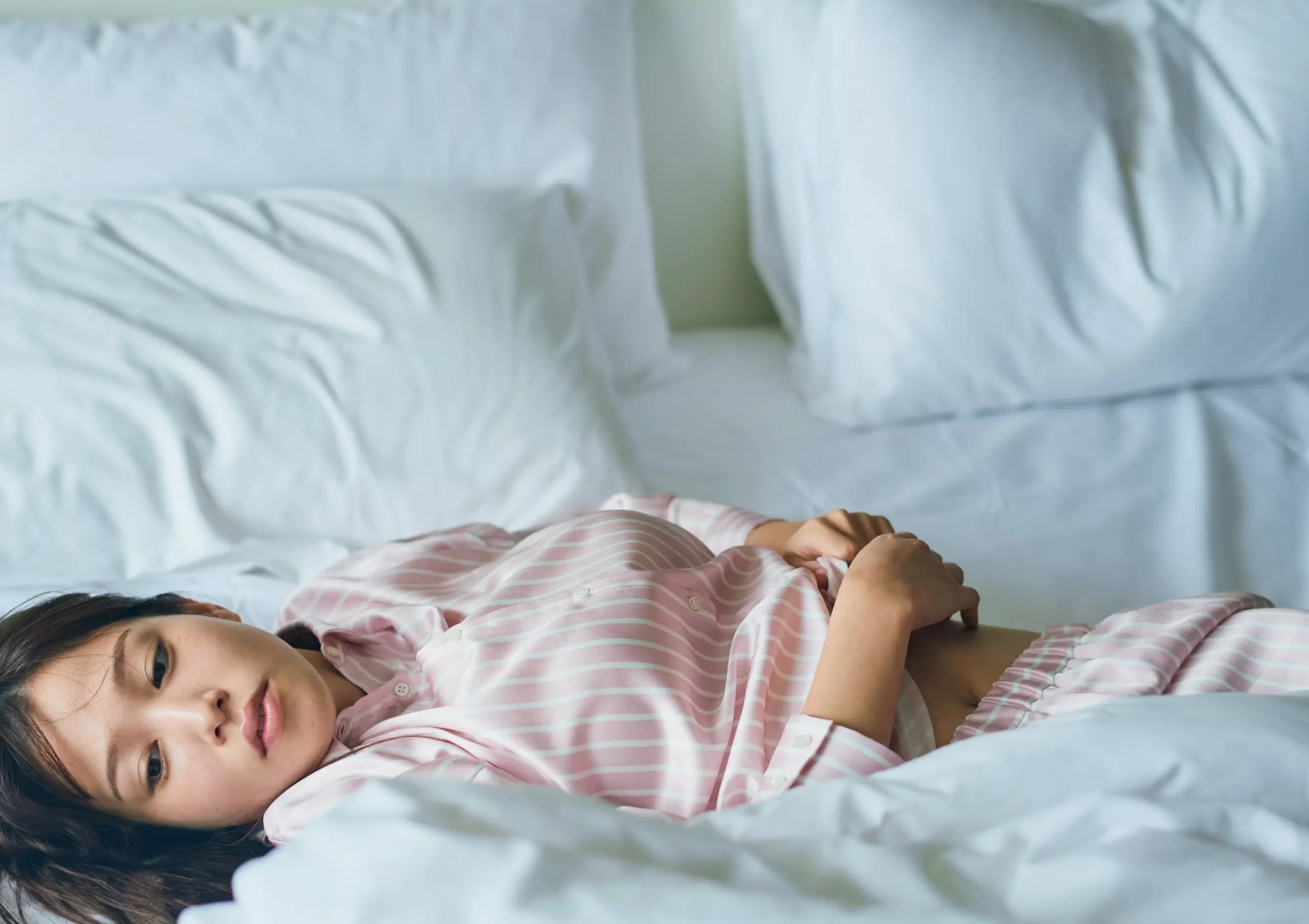 鷲見玲奈エロ画像097