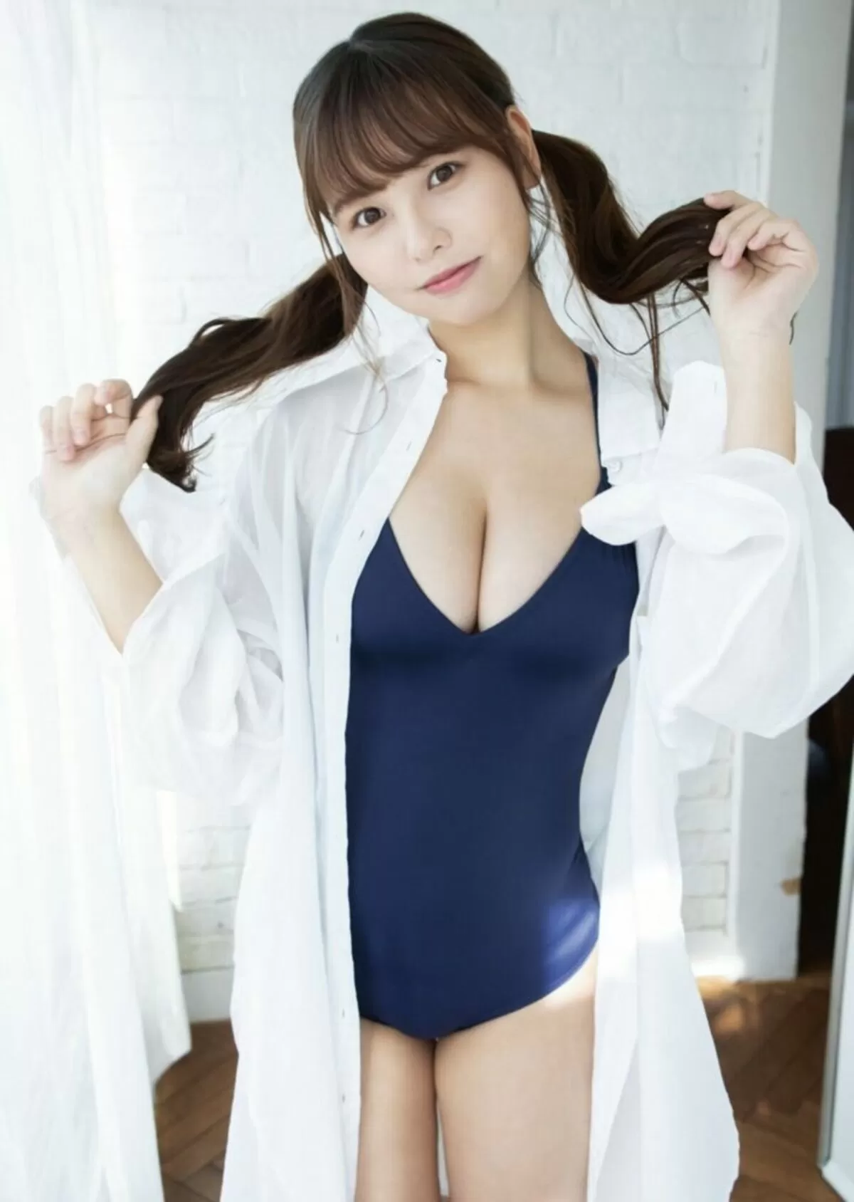 本郷柚巴エロ画像380