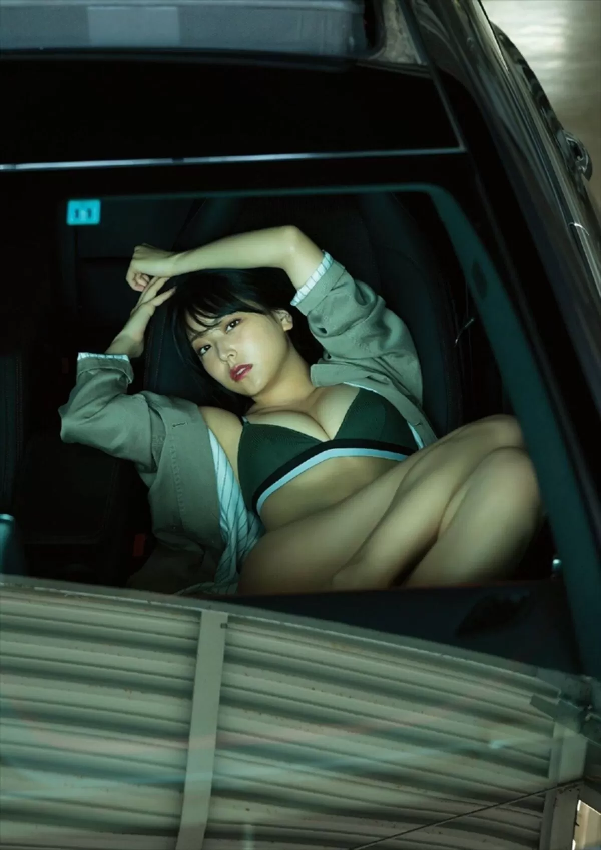 白間美瑠エロ画像202