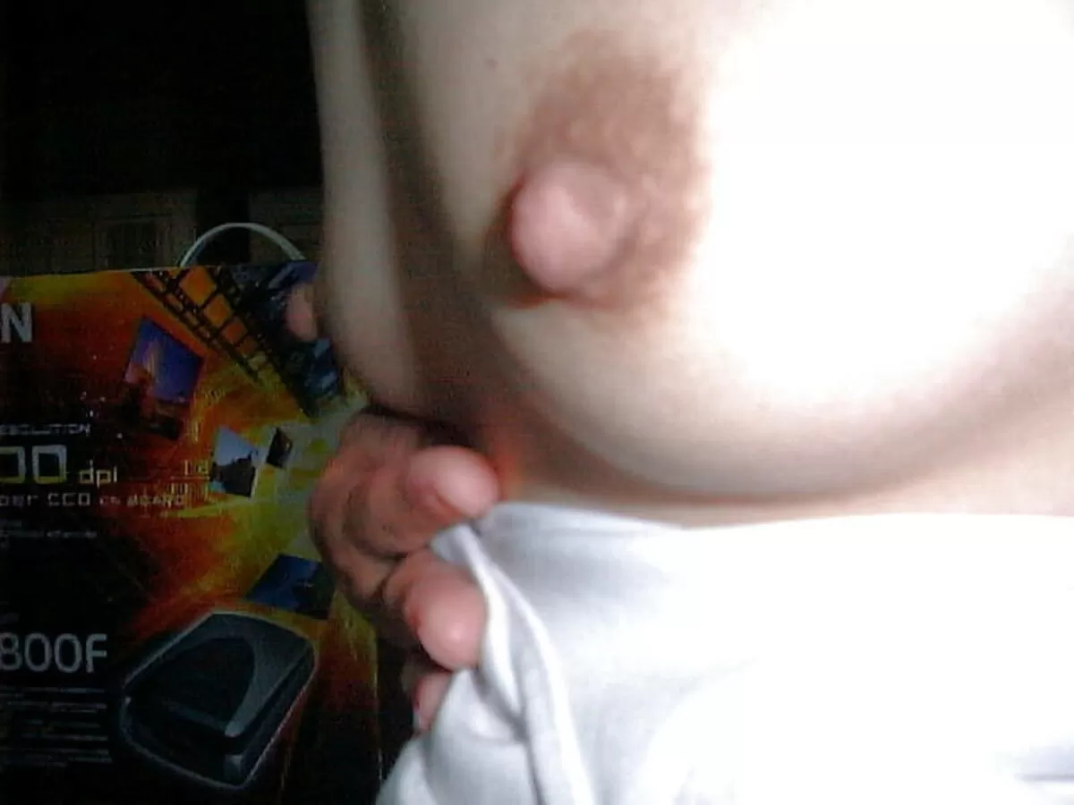 熟女乳首エロ画像115