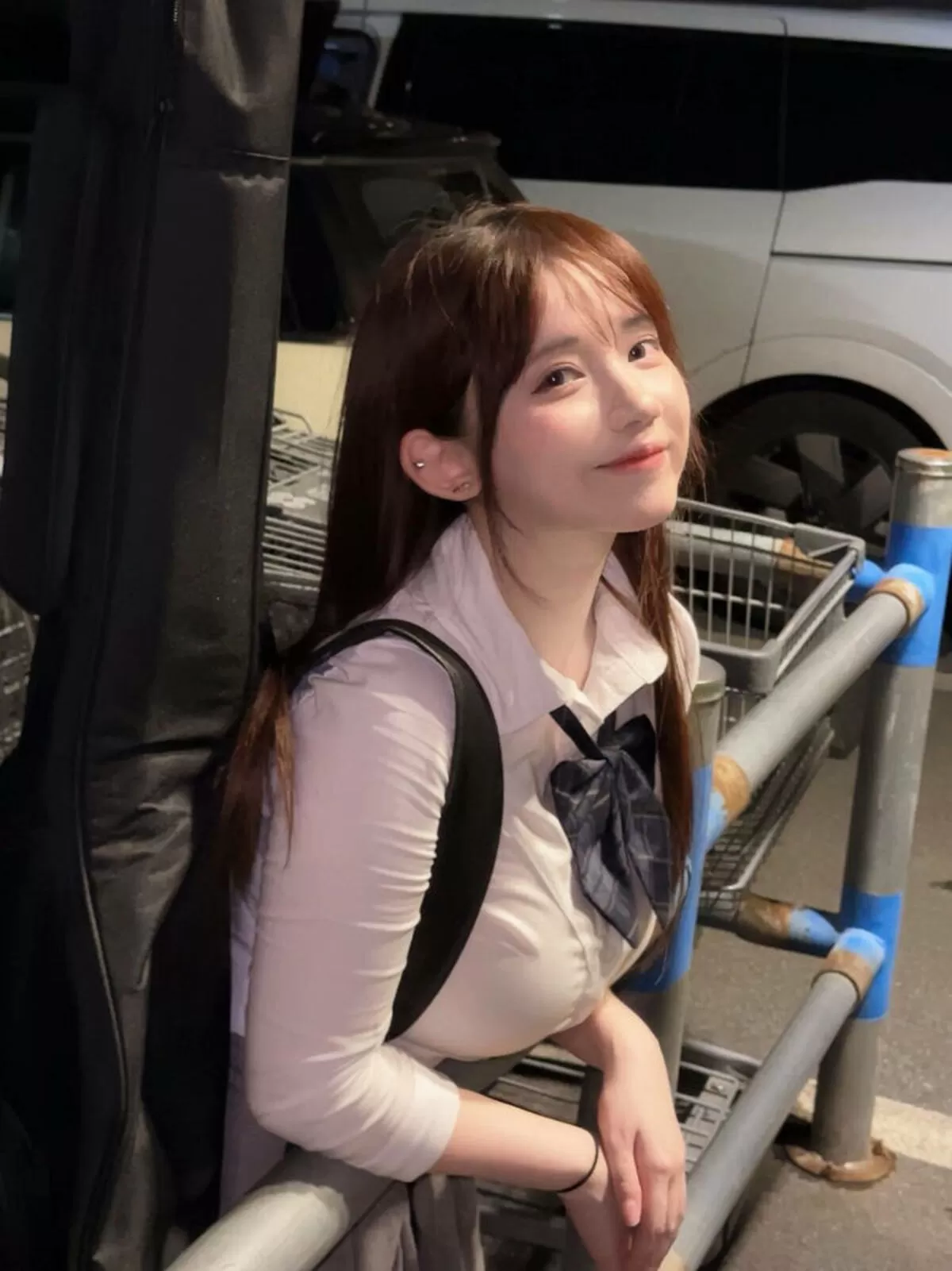 巨乳JKエロ画像042