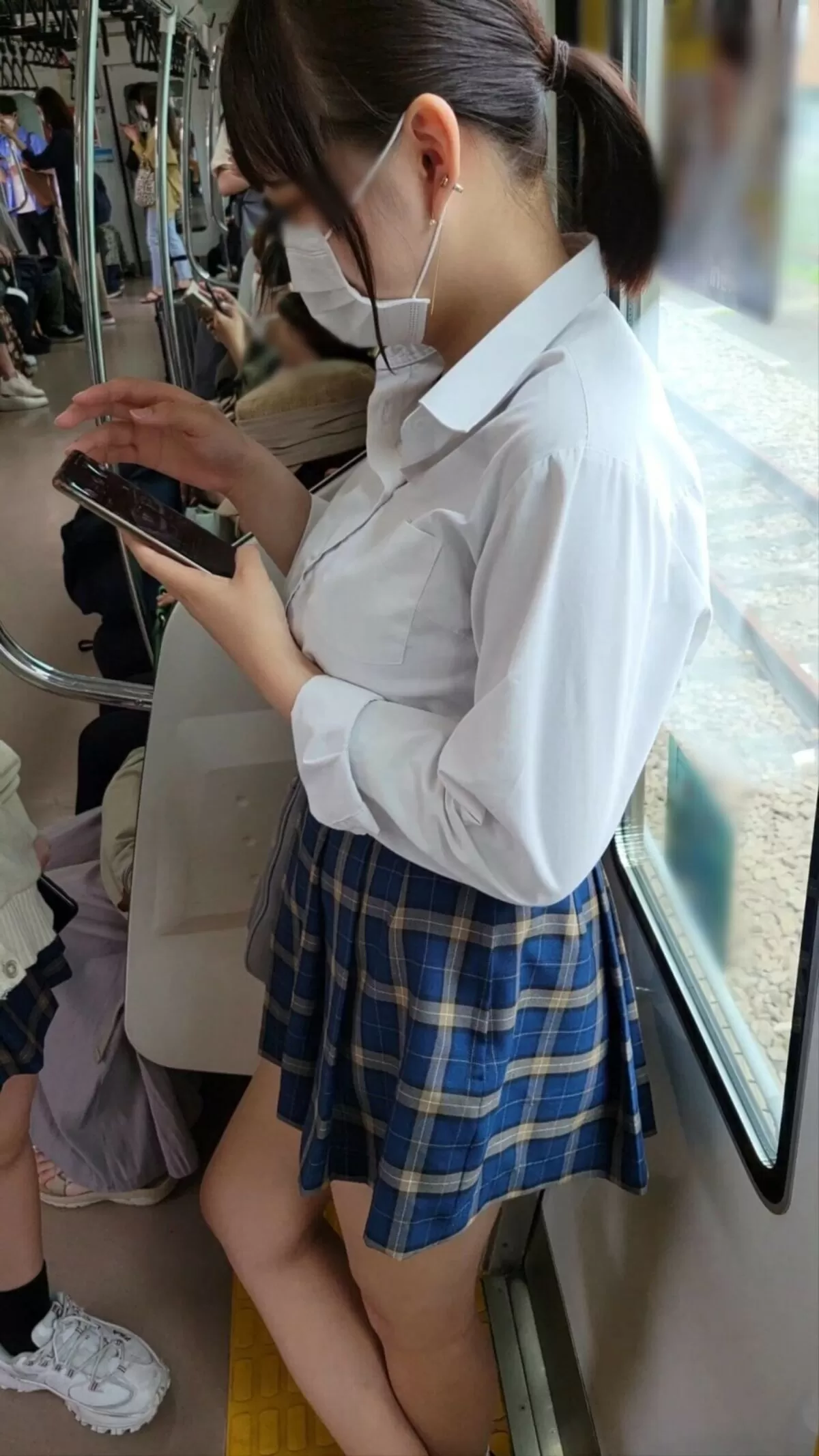 巨乳JKエロ画像051