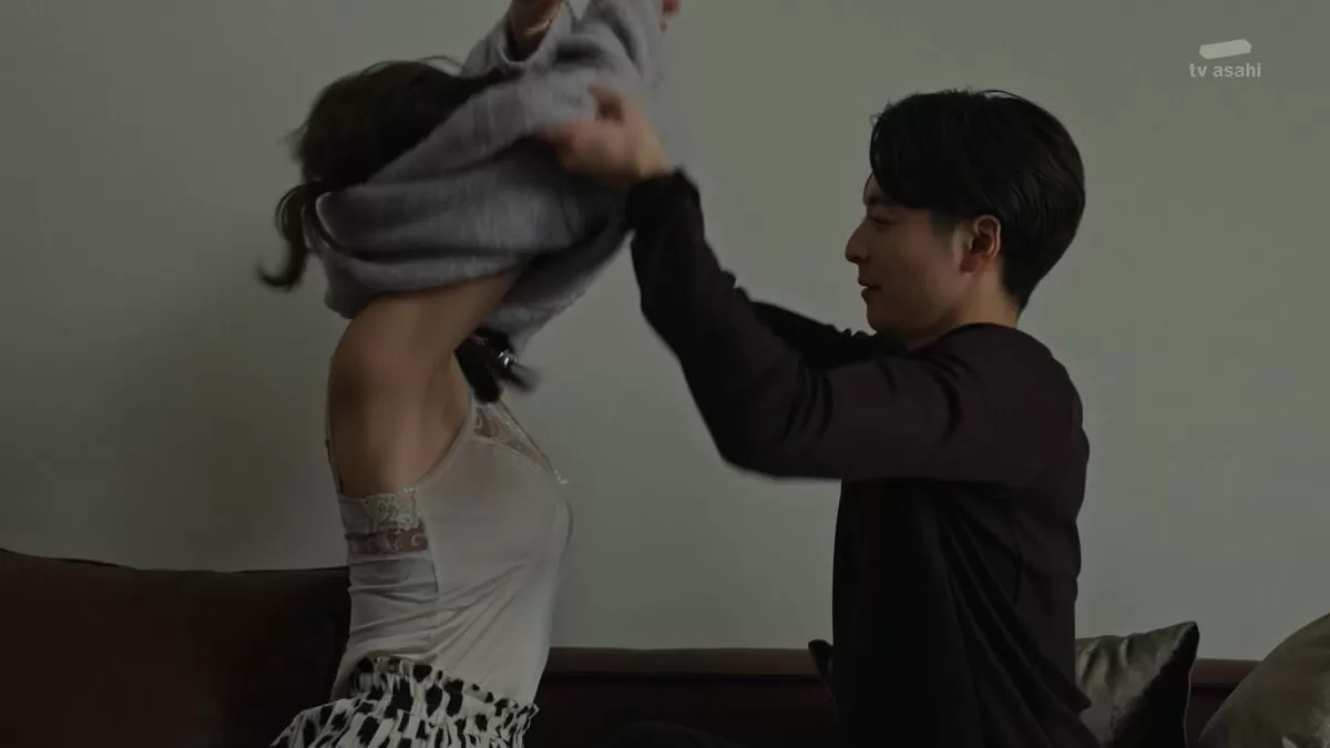 篠田麻里子エロ画像020