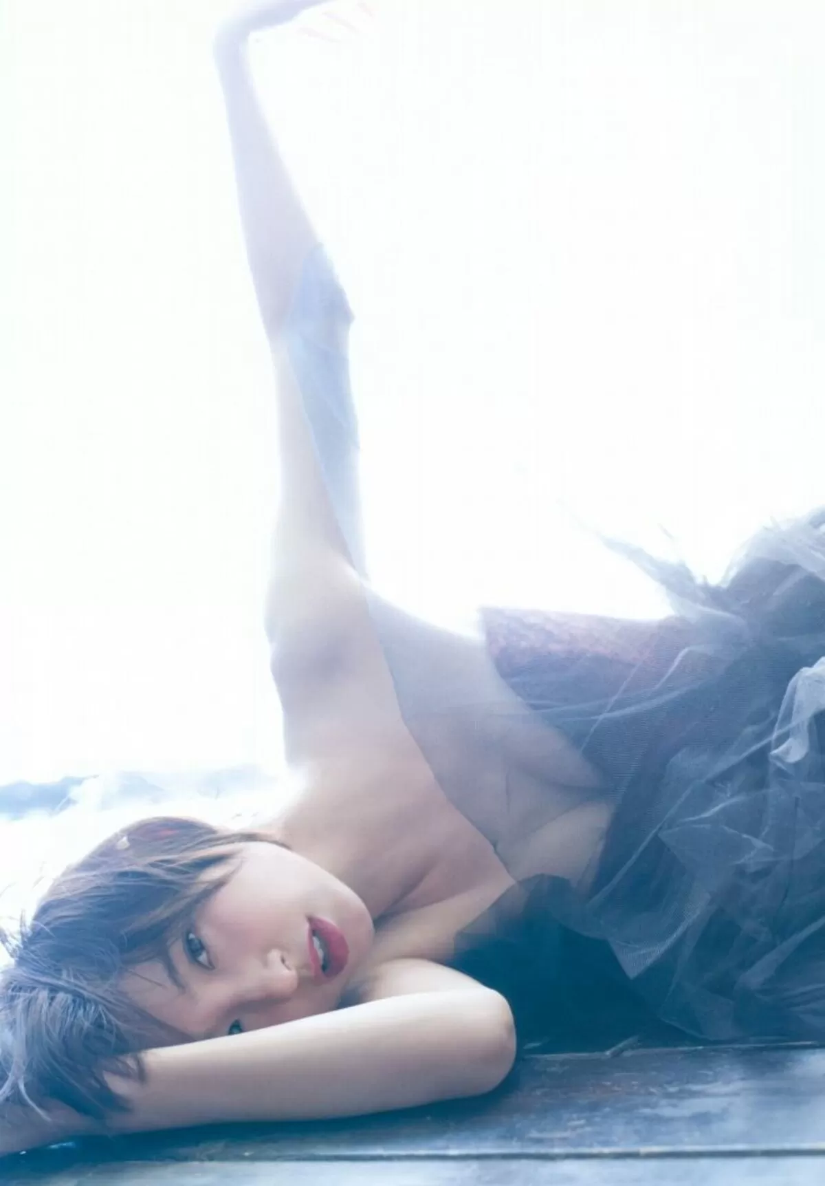 篠田麻里子エロ画像083