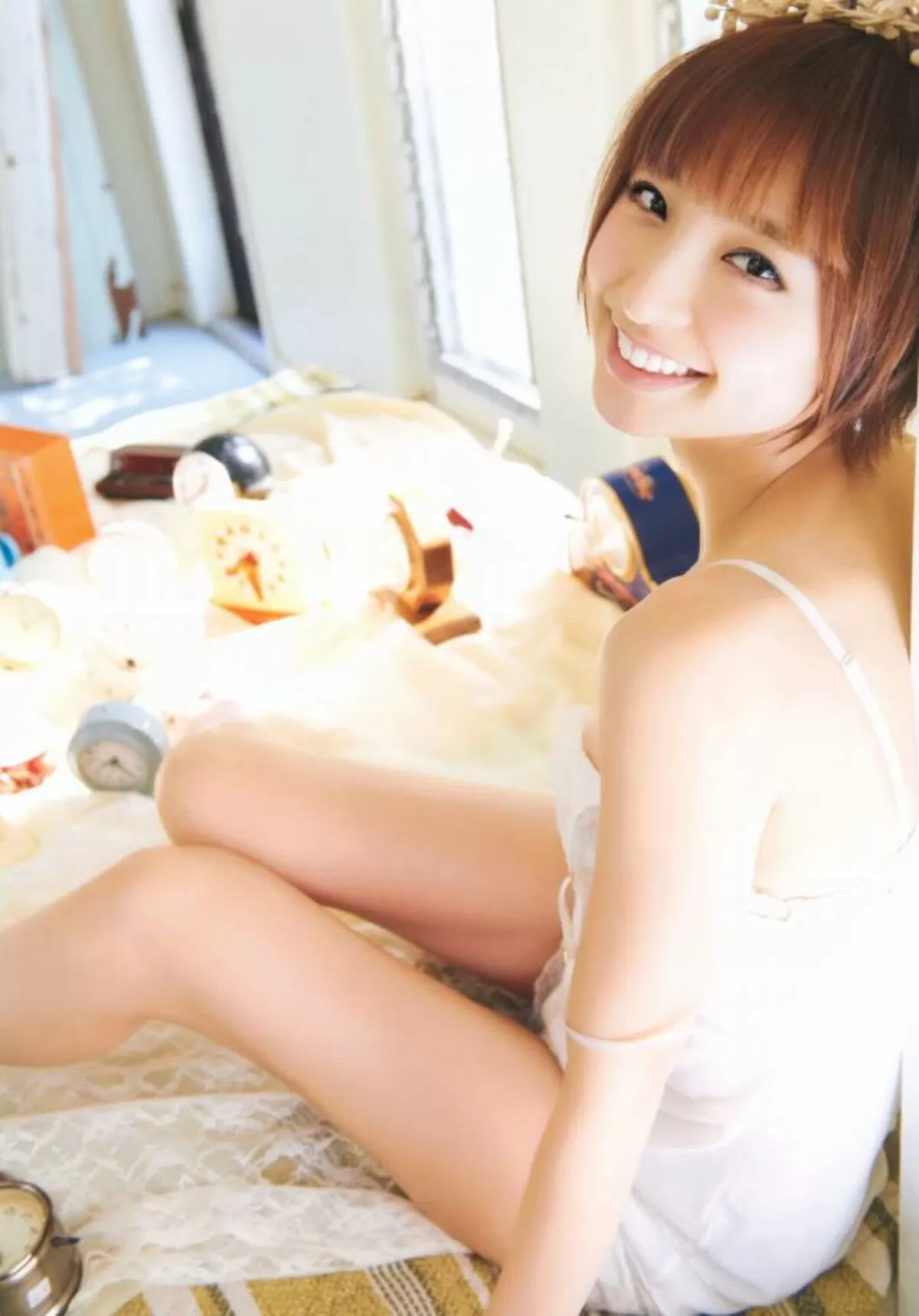 篠田麻里子エロ画像093