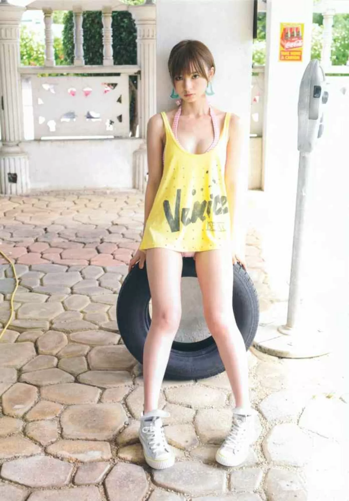 篠田麻里子エロ画像123