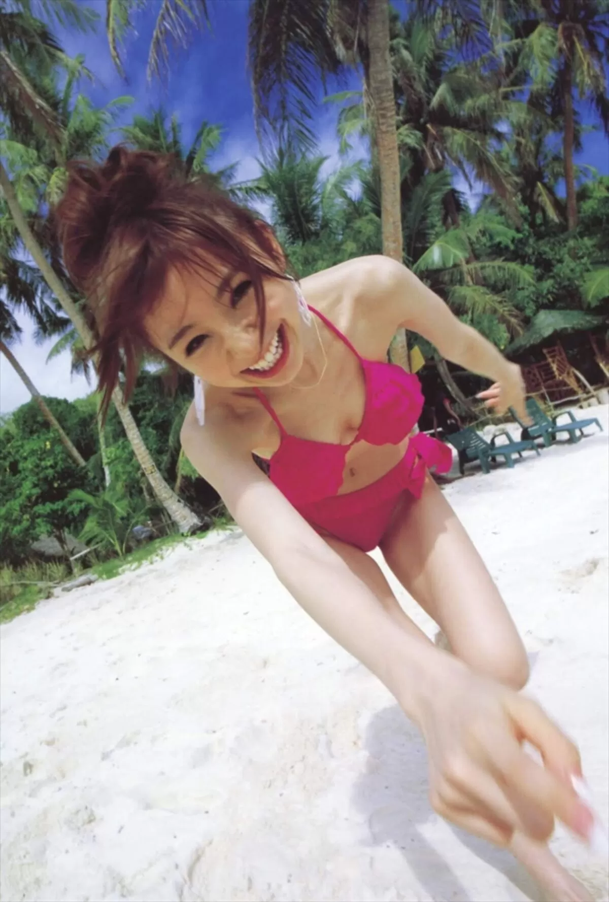 篠田麻里子エロ画像151