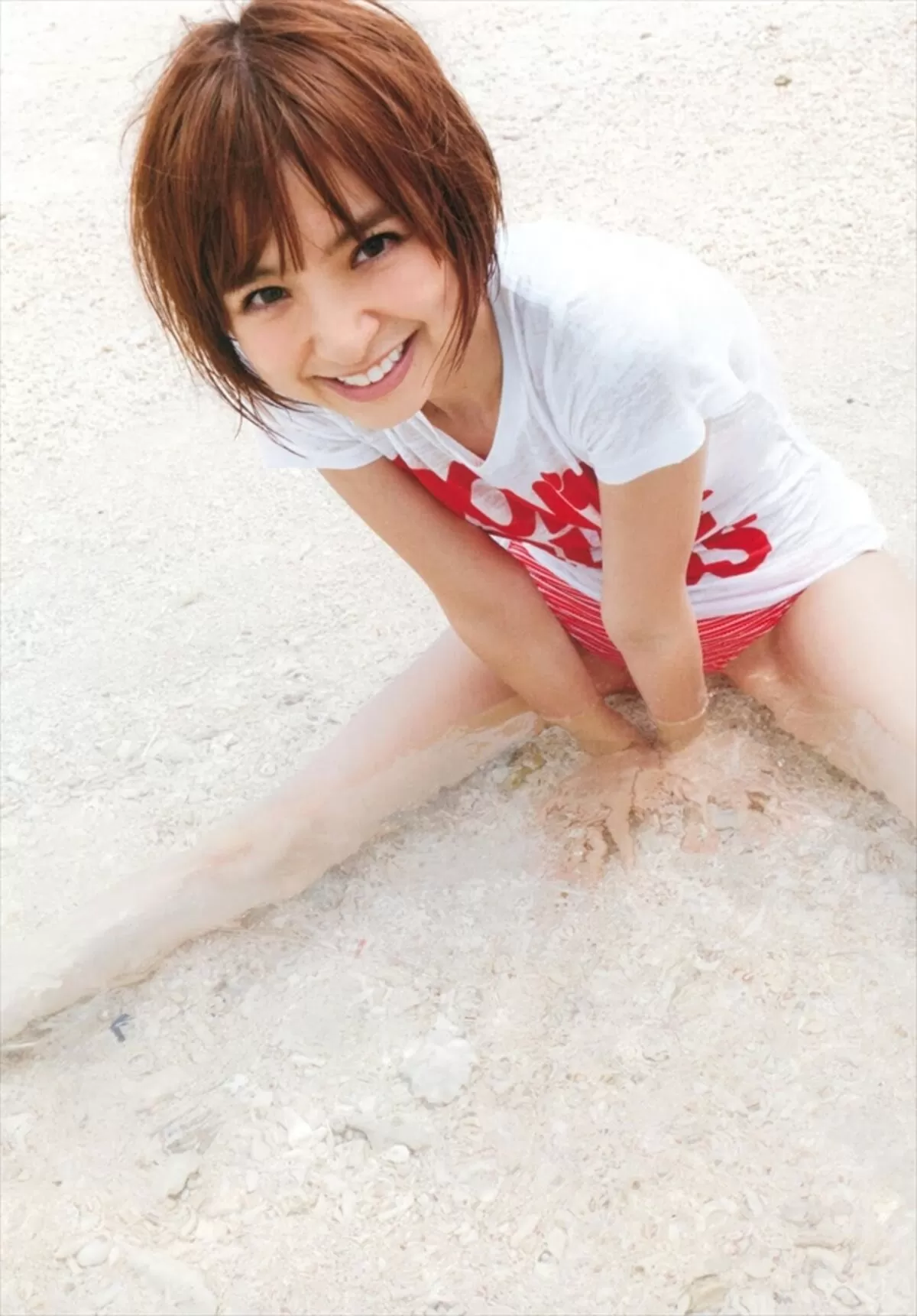 篠田麻里子エロ画像215