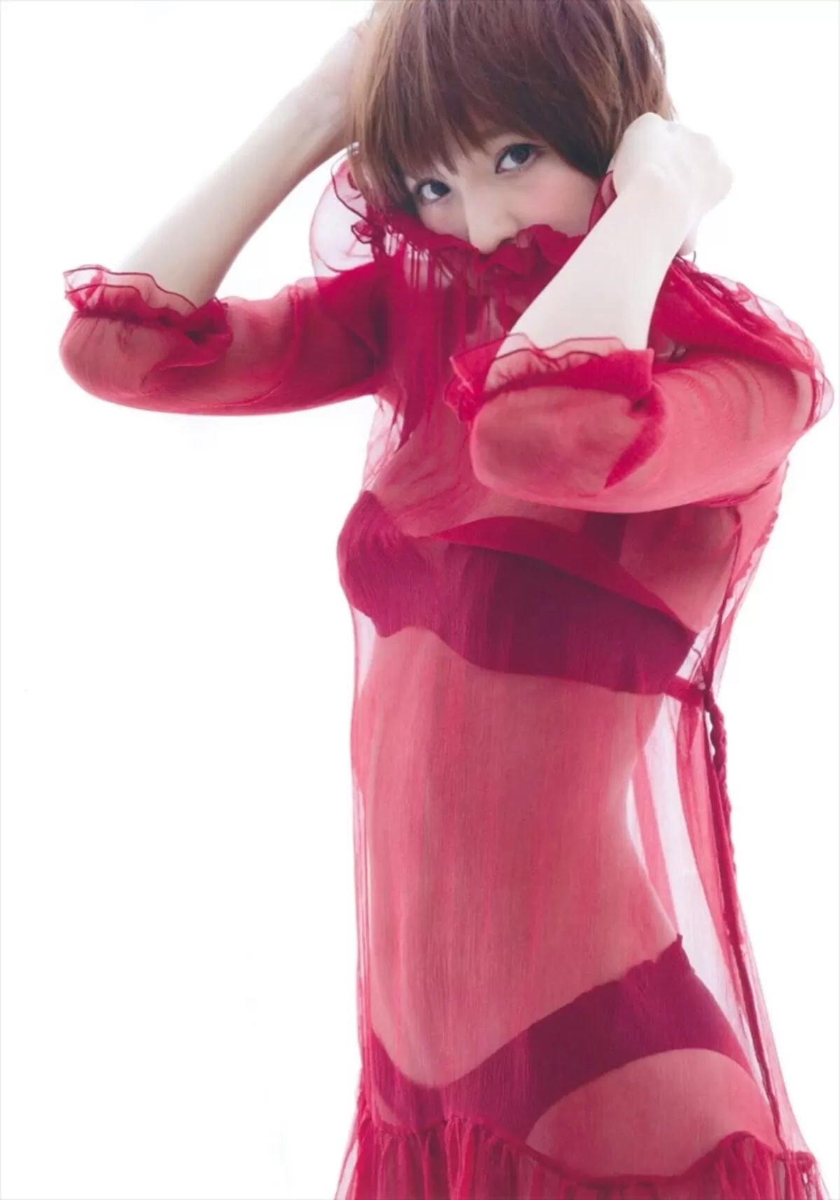 篠田麻里子エロ画像240