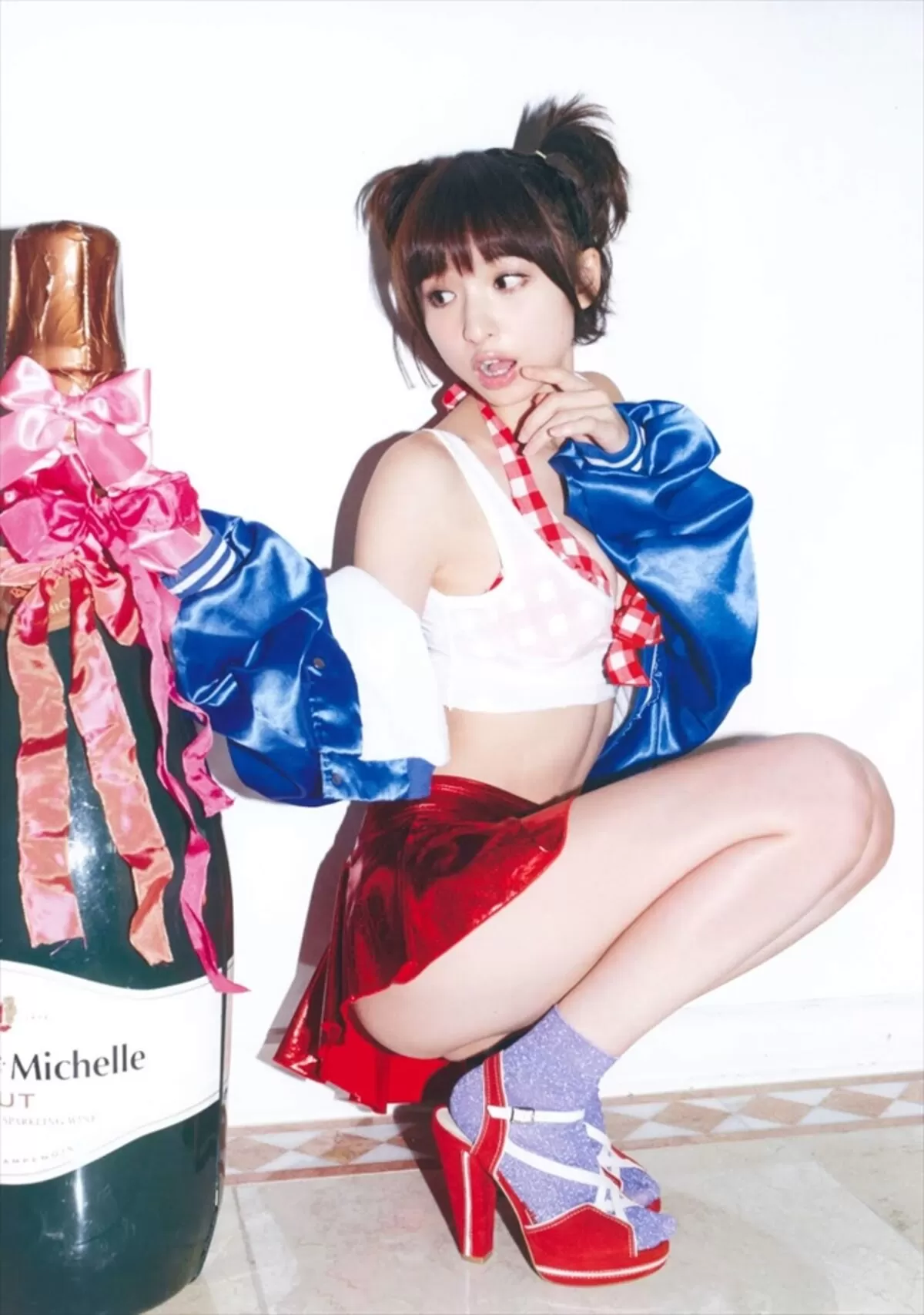 篠田麻里子エロ画像243