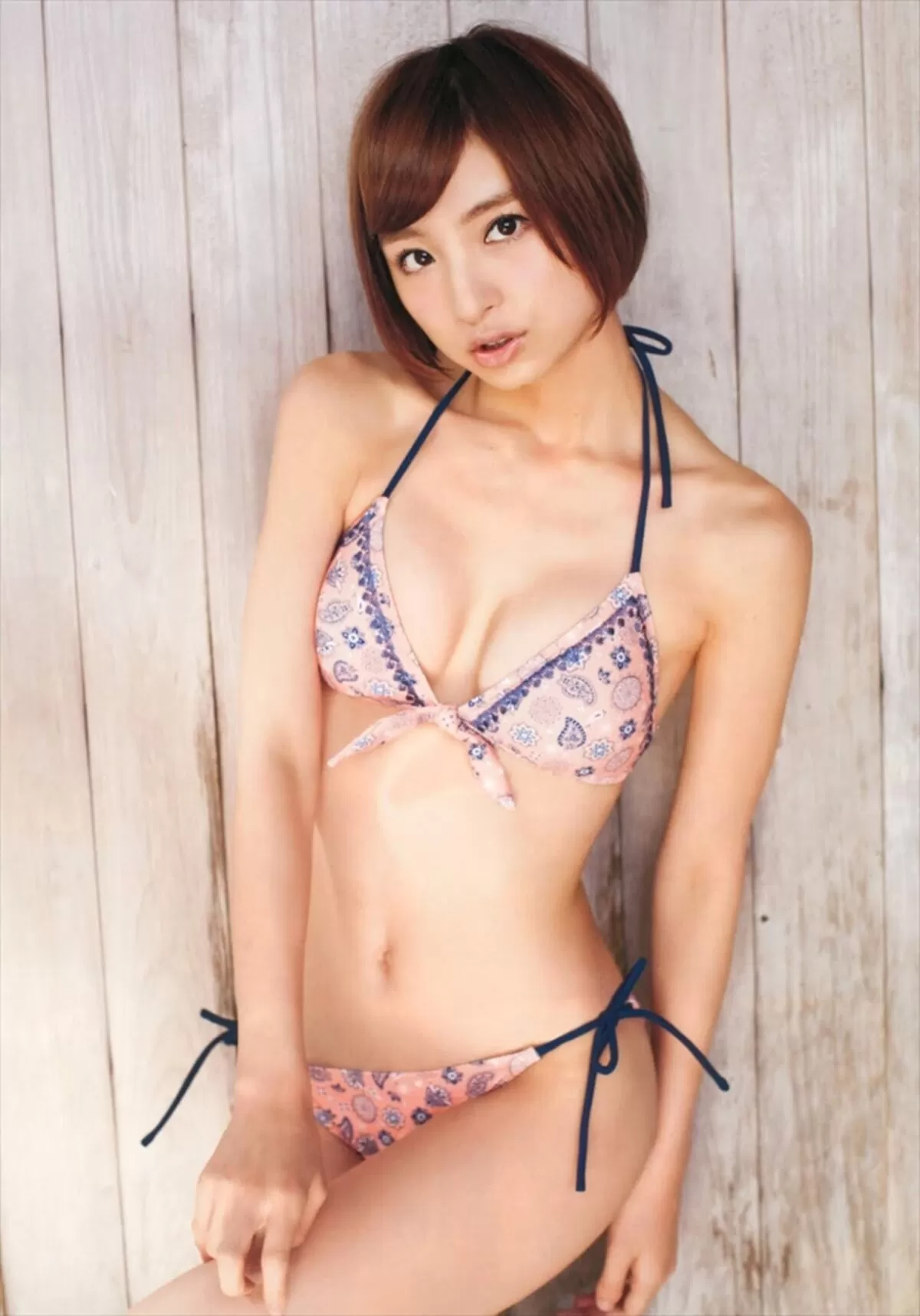 篠田麻里子エロ画像253
