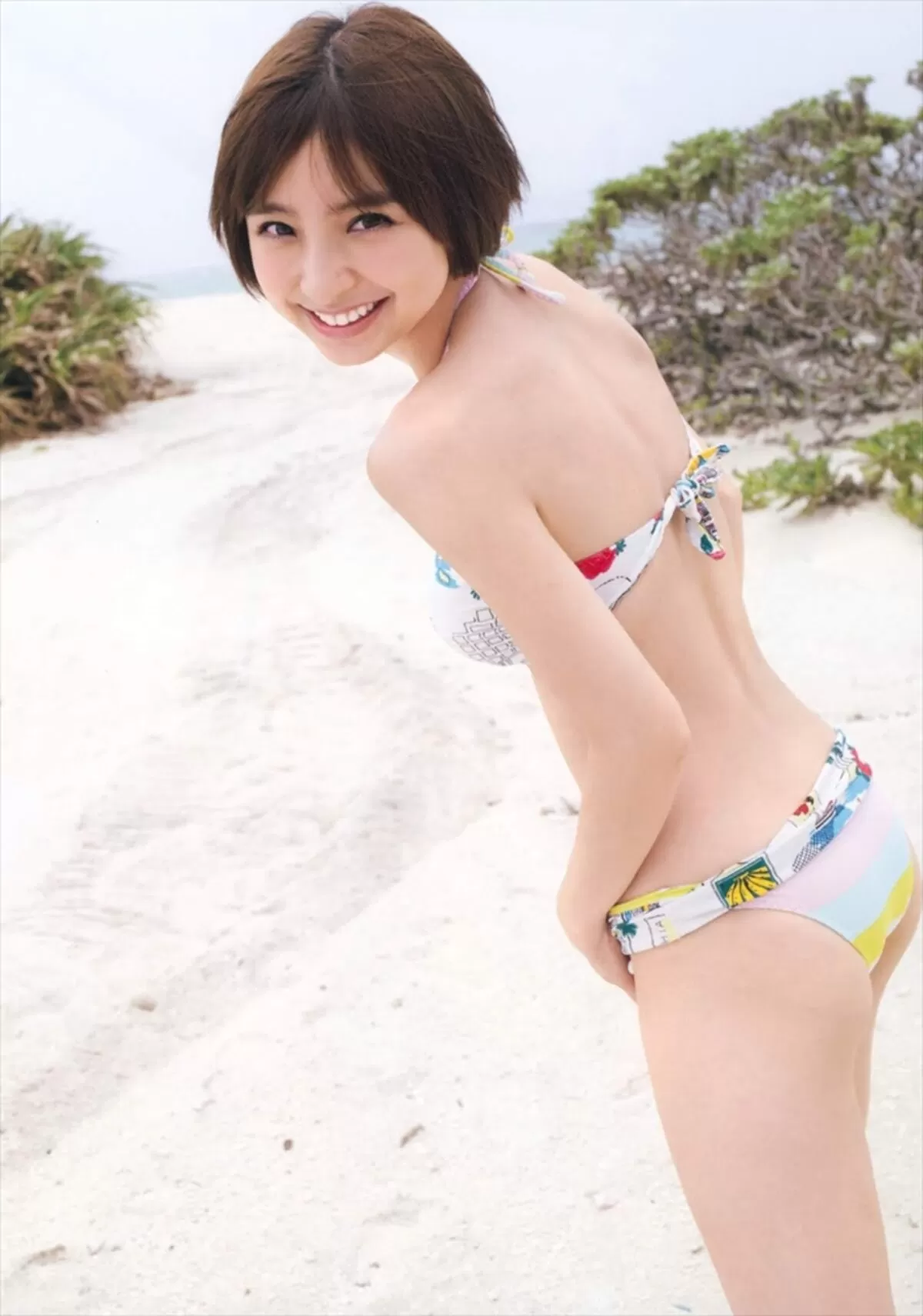 篠田麻里子エロ画像260