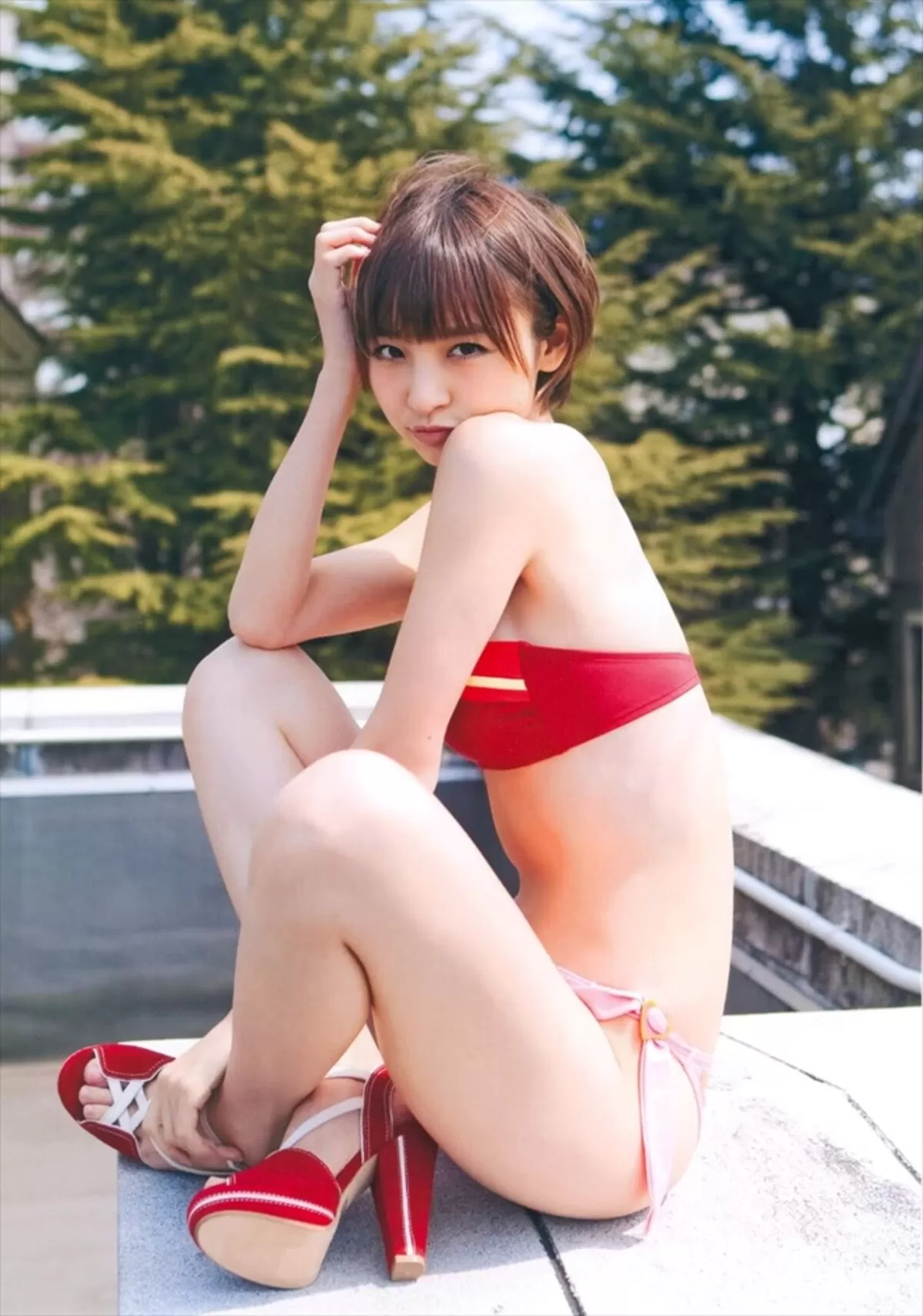 篠田麻里子エロ画像262