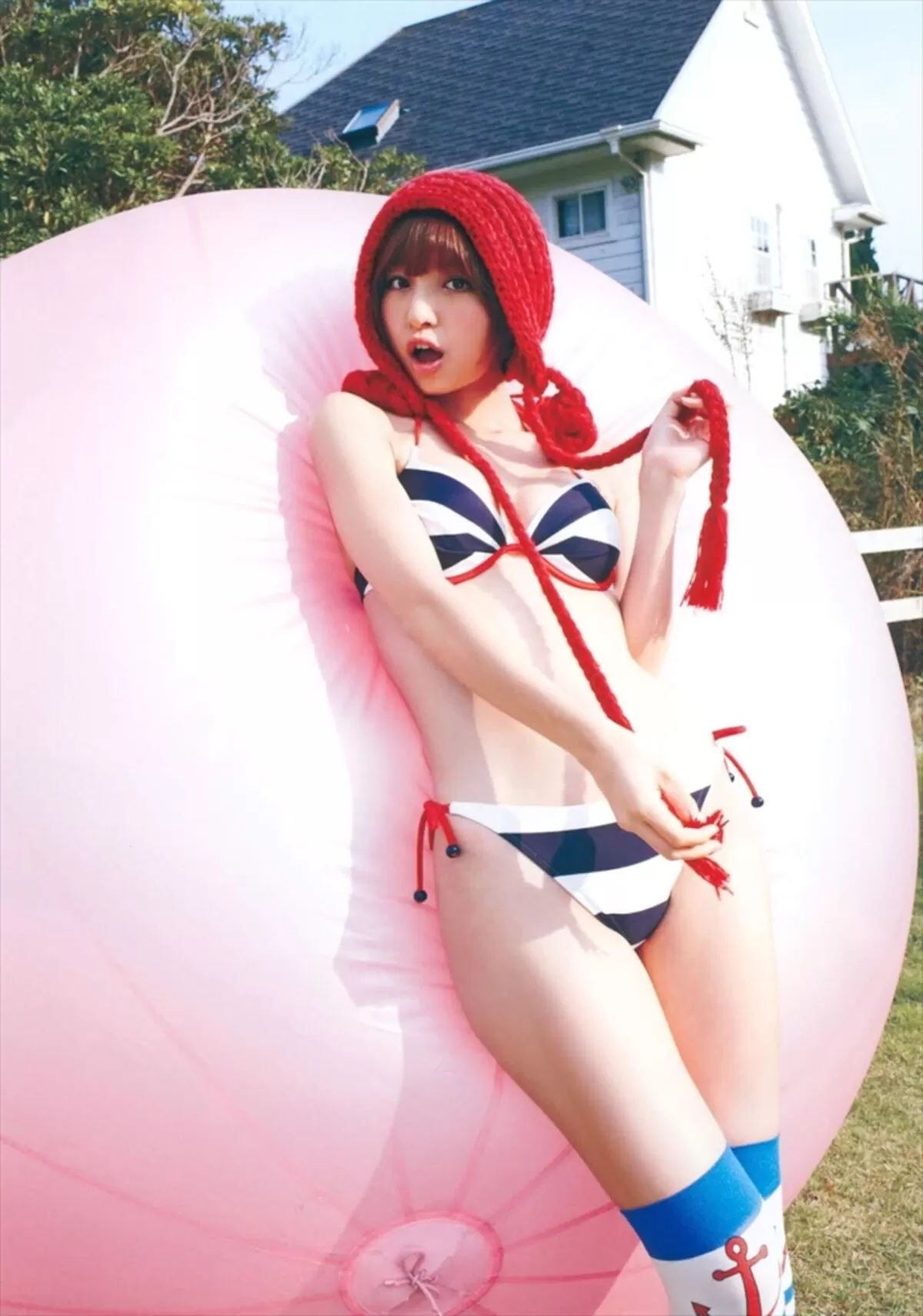 篠田麻里子エロ画像265