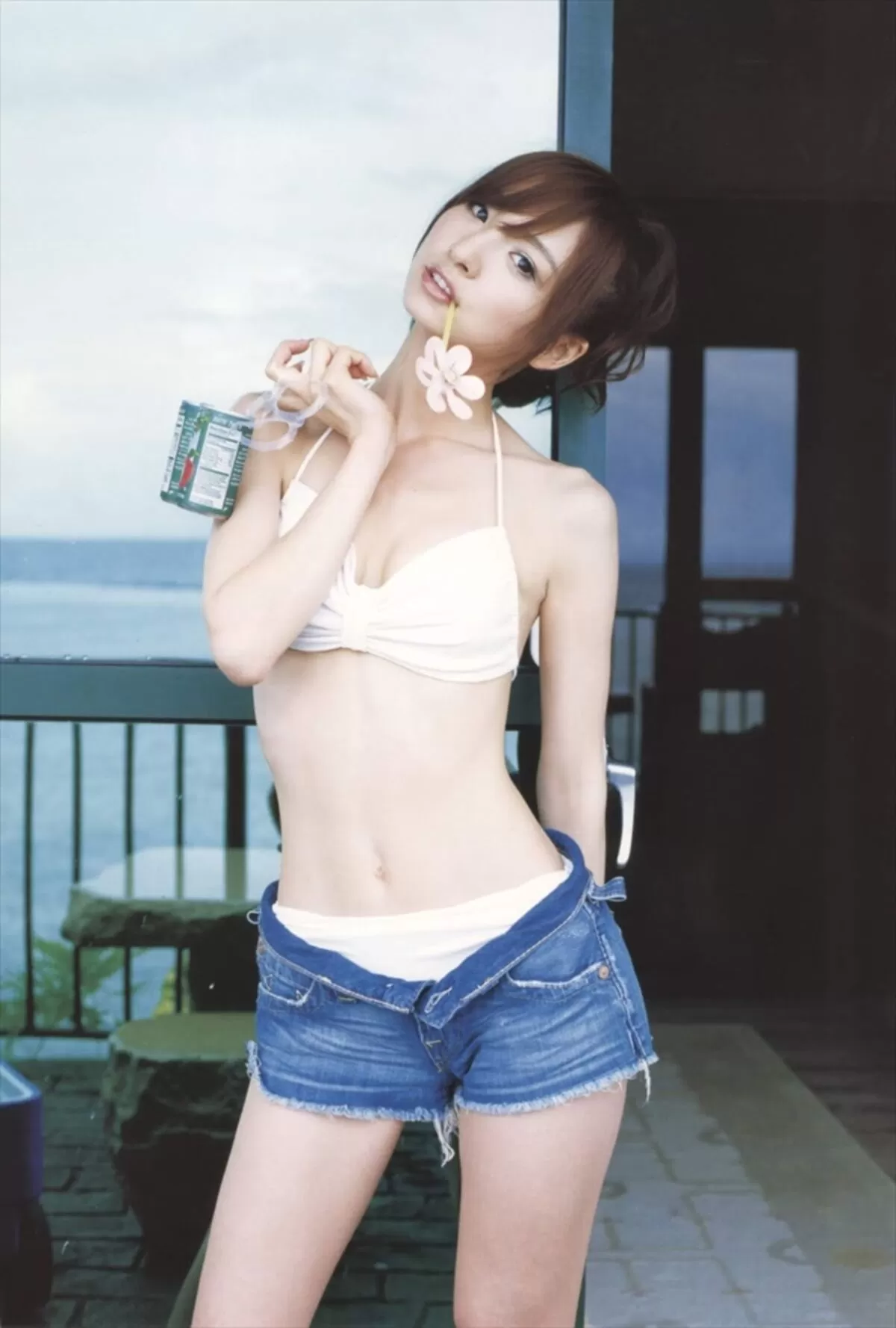 篠田麻里子エロ画像288