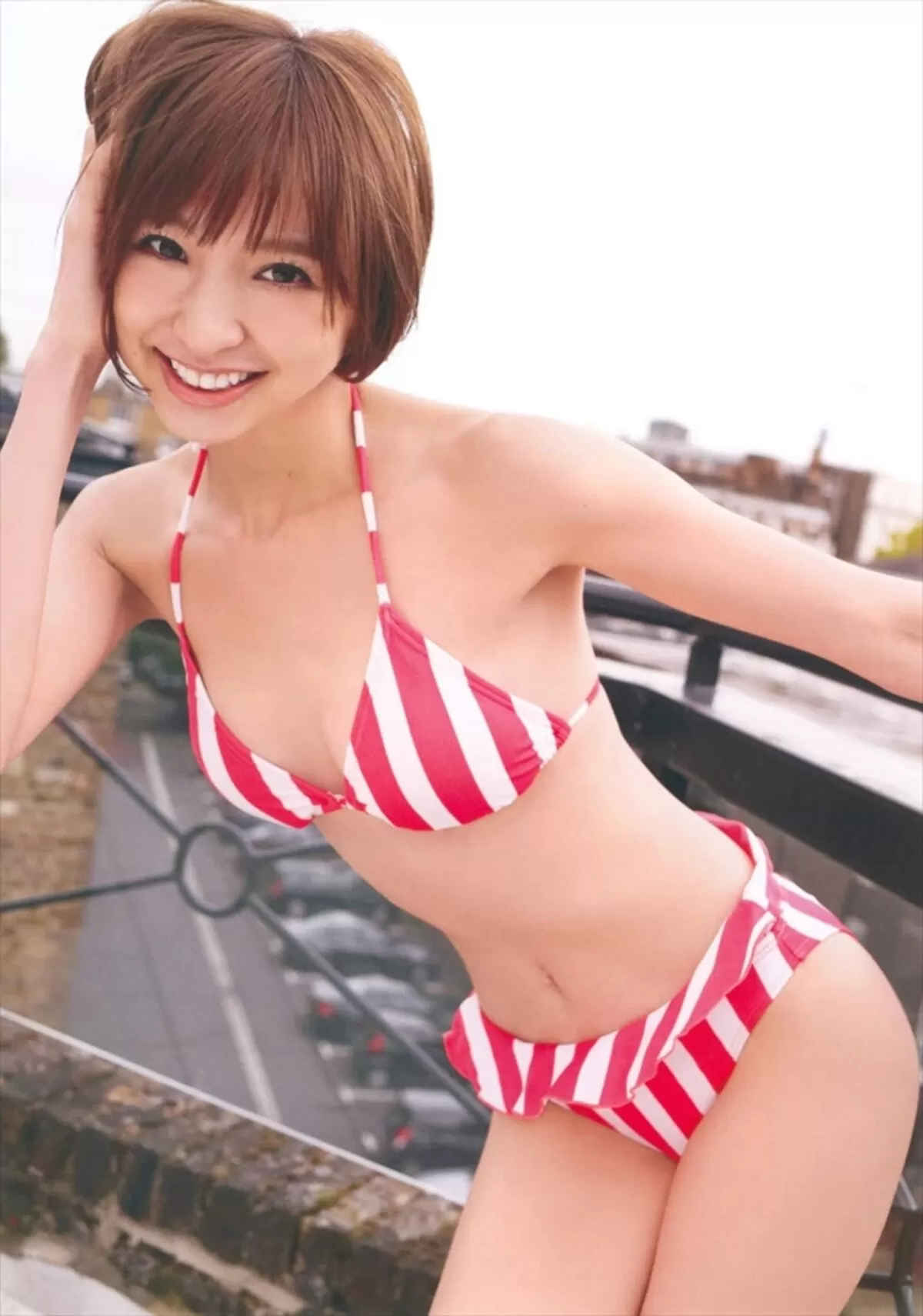 篠田麻里子エロ画像300