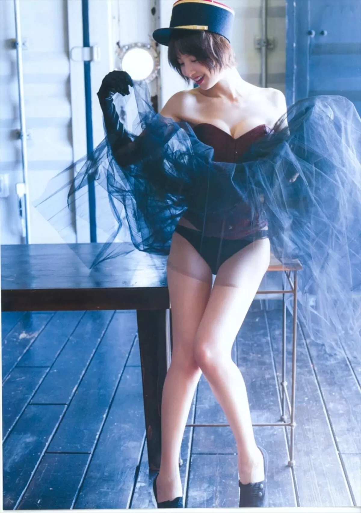 篠田麻里子エロ画像328