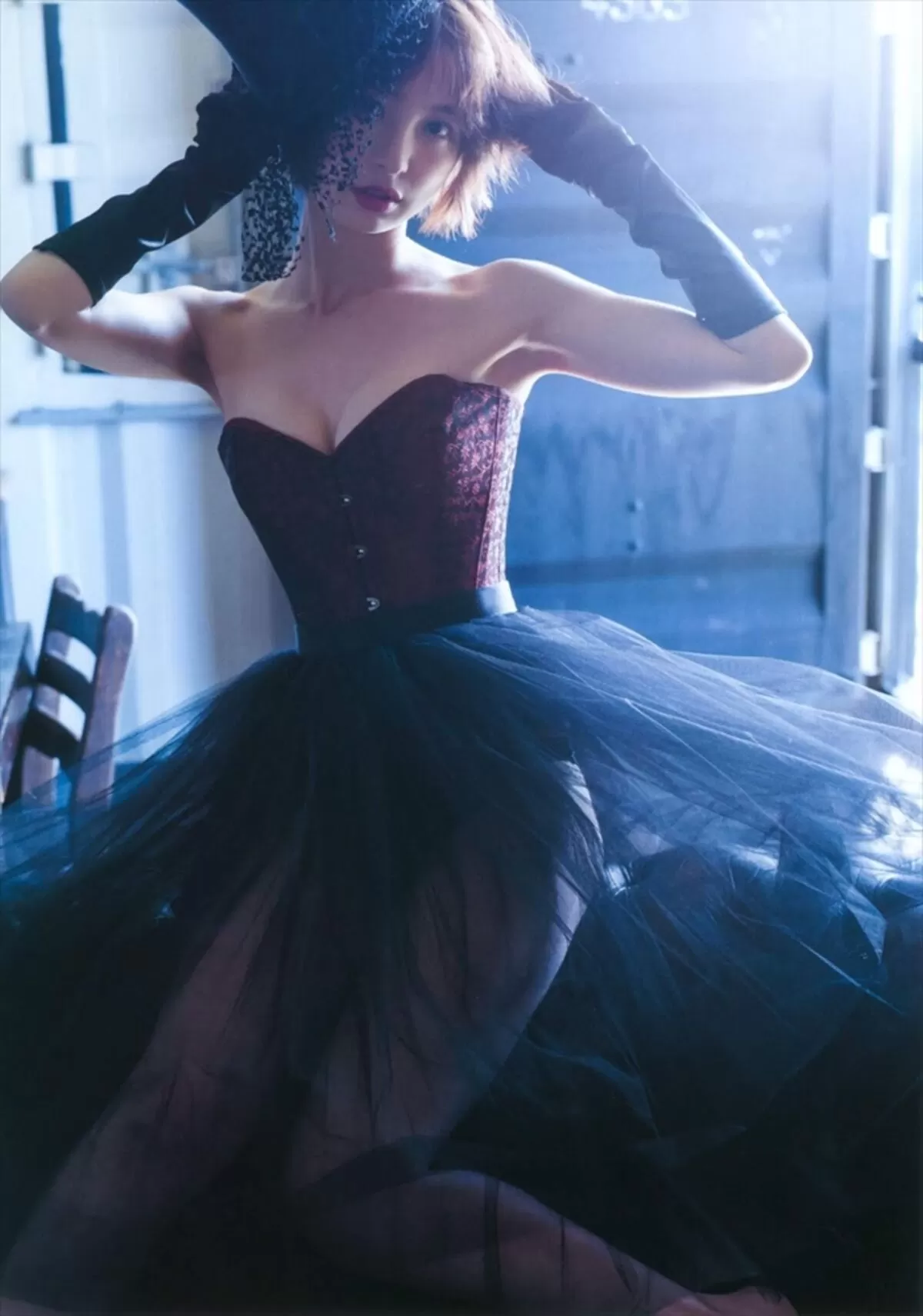 篠田麻里子エロ画像347