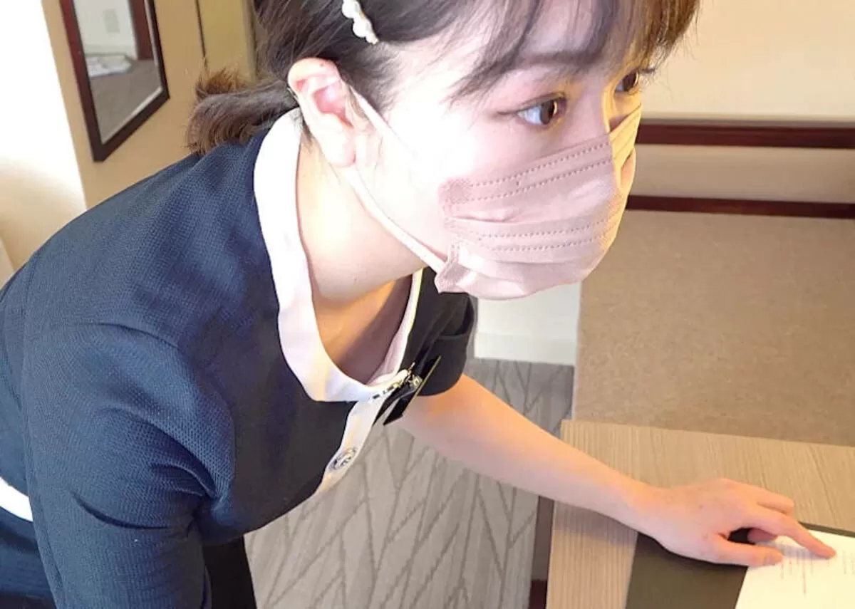 前屈み胸チラエロ画像099