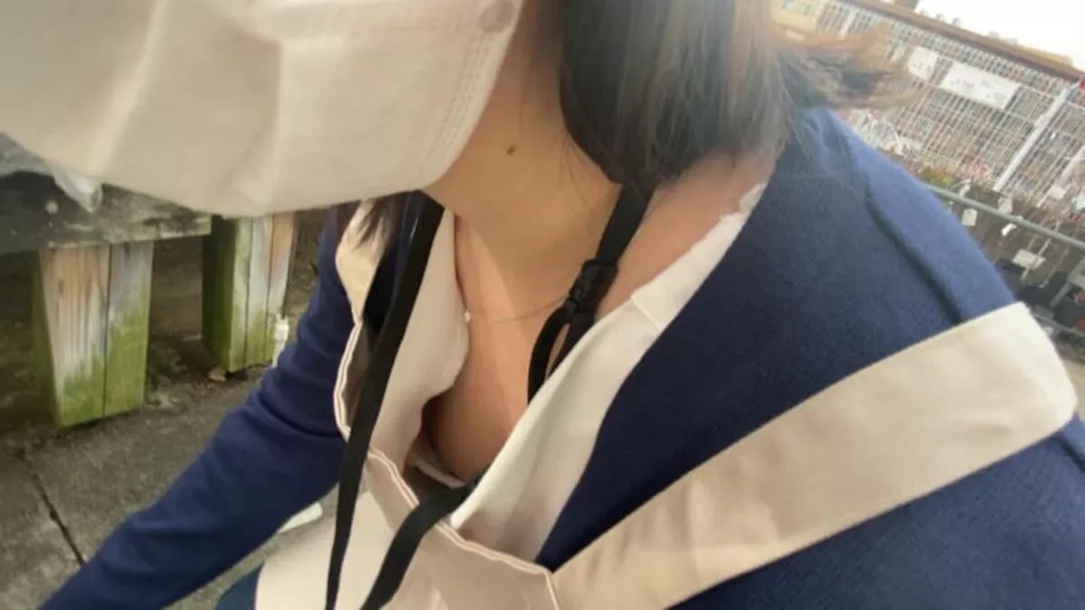 前屈み胸チラエロ画像115