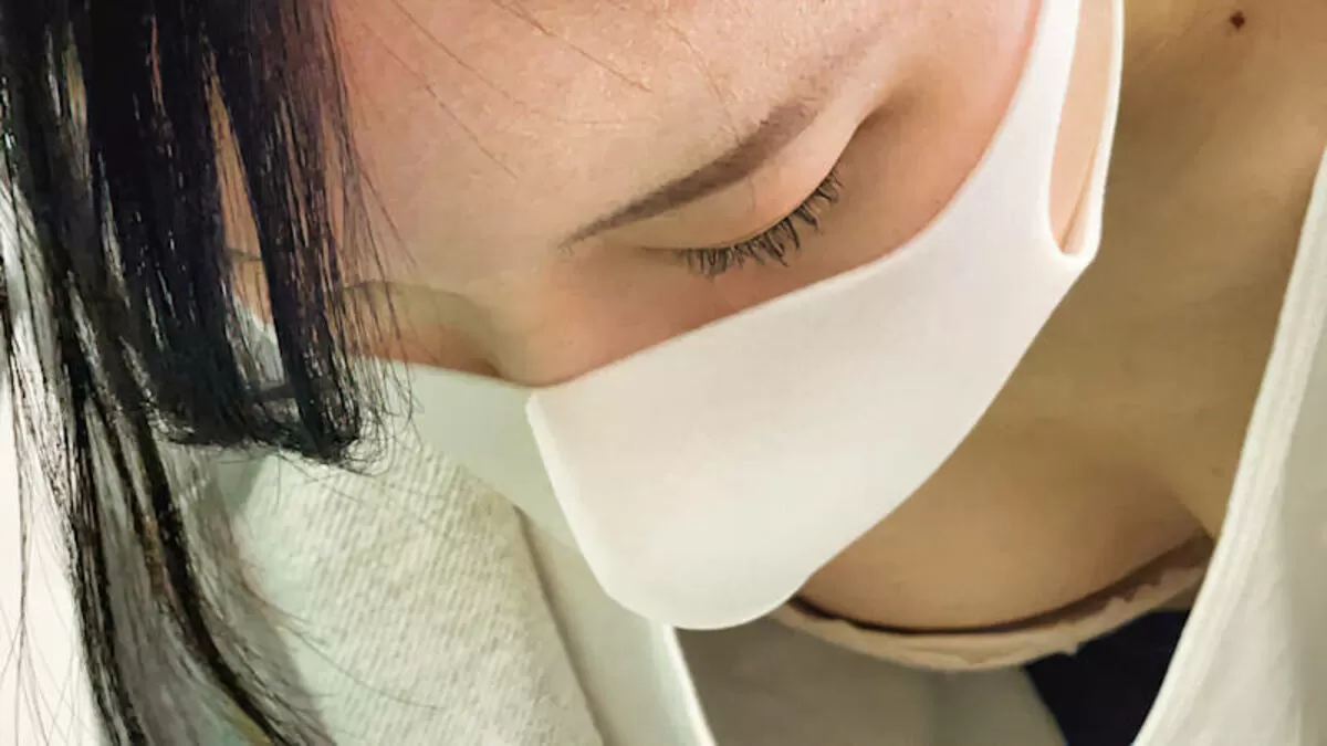 前屈み胸チラエロ画像214