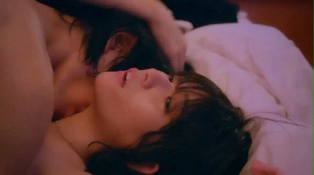 浅川梨奈エロ画像023