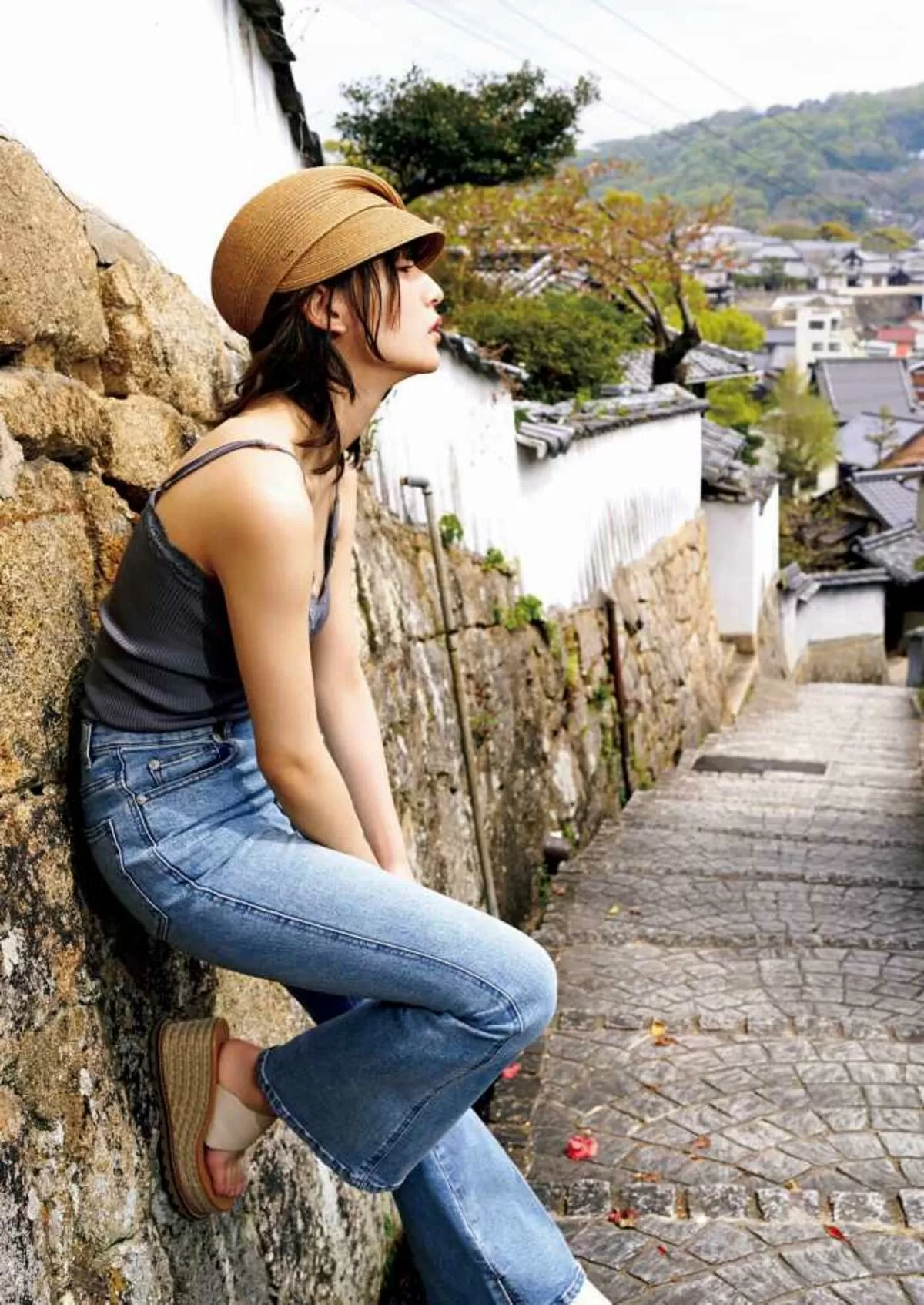 浅川梨奈エロ画像064