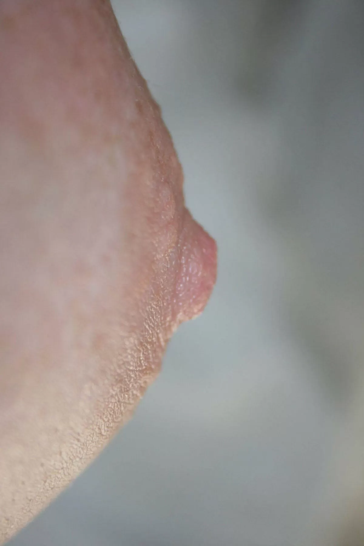 【高画質】乳首をドアップで見てみよう！細かなシワまでくっきりな乳首画像。091