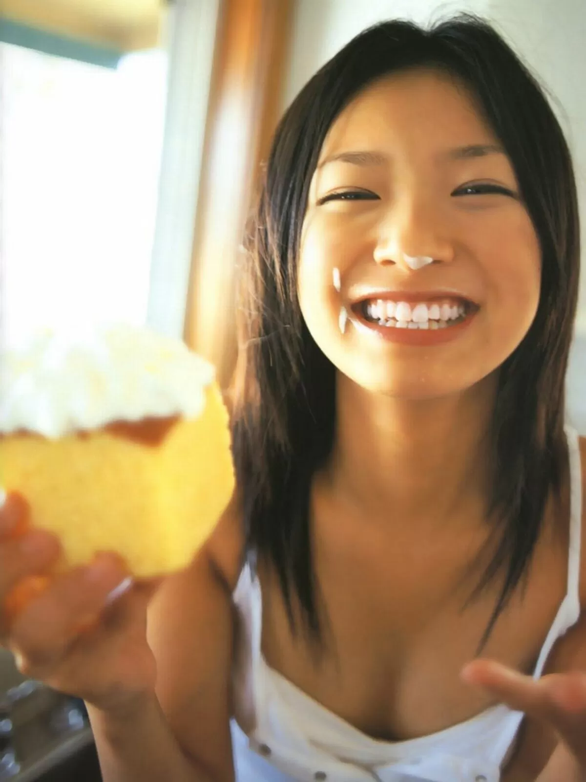 榮倉奈々エロ画像073