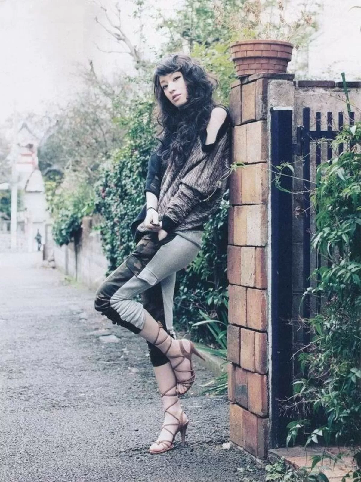 栗山千明エロ画像095