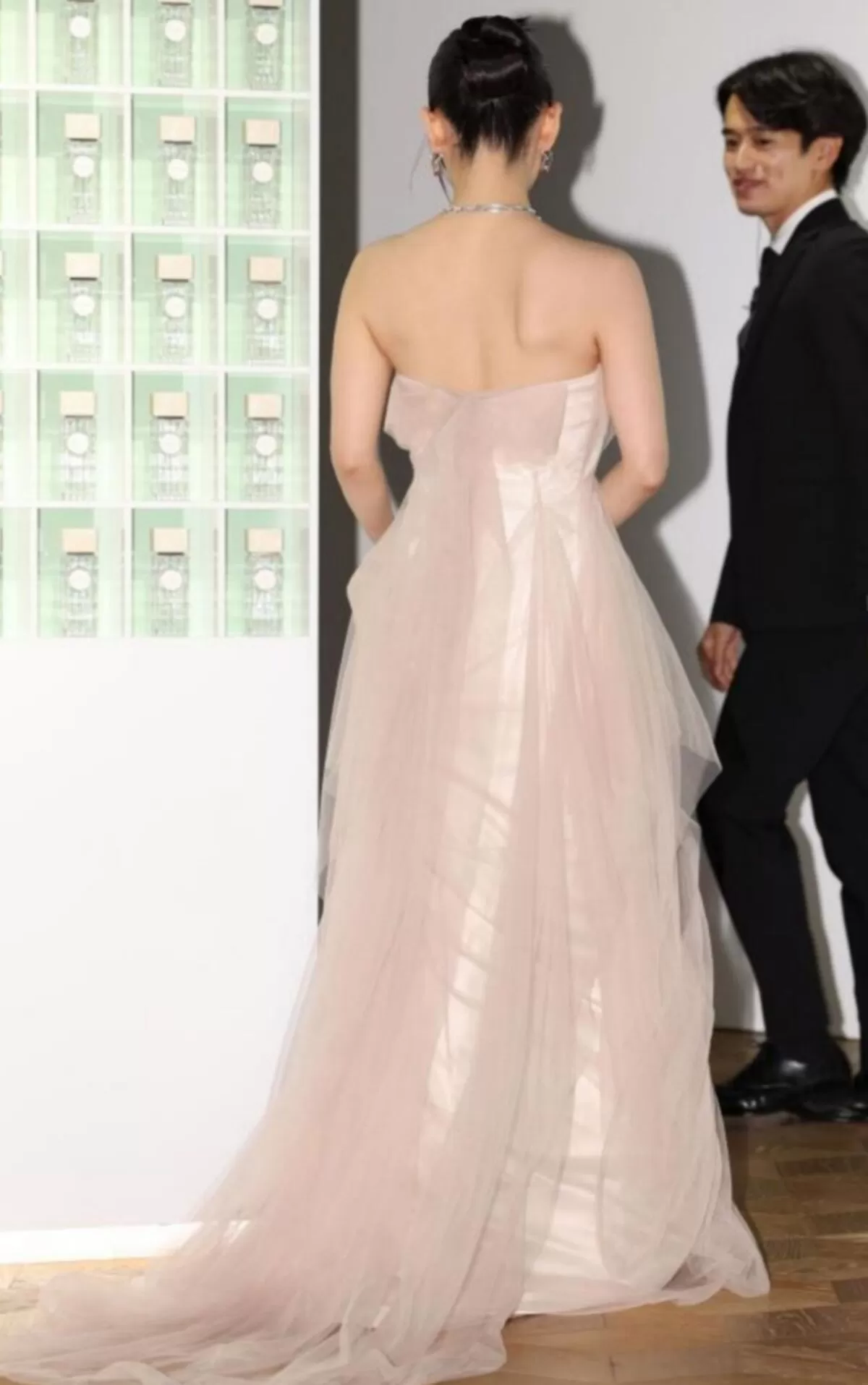 吉岡里穂エロ画像010