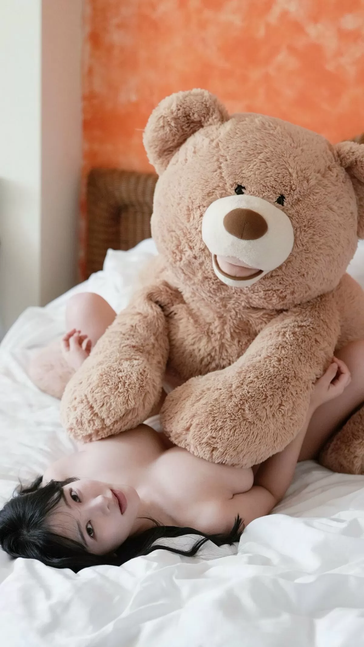 【画像】天木じゅん、透け乳首解禁！透け衣装から薄っすら見える突起ｗｗｗ004