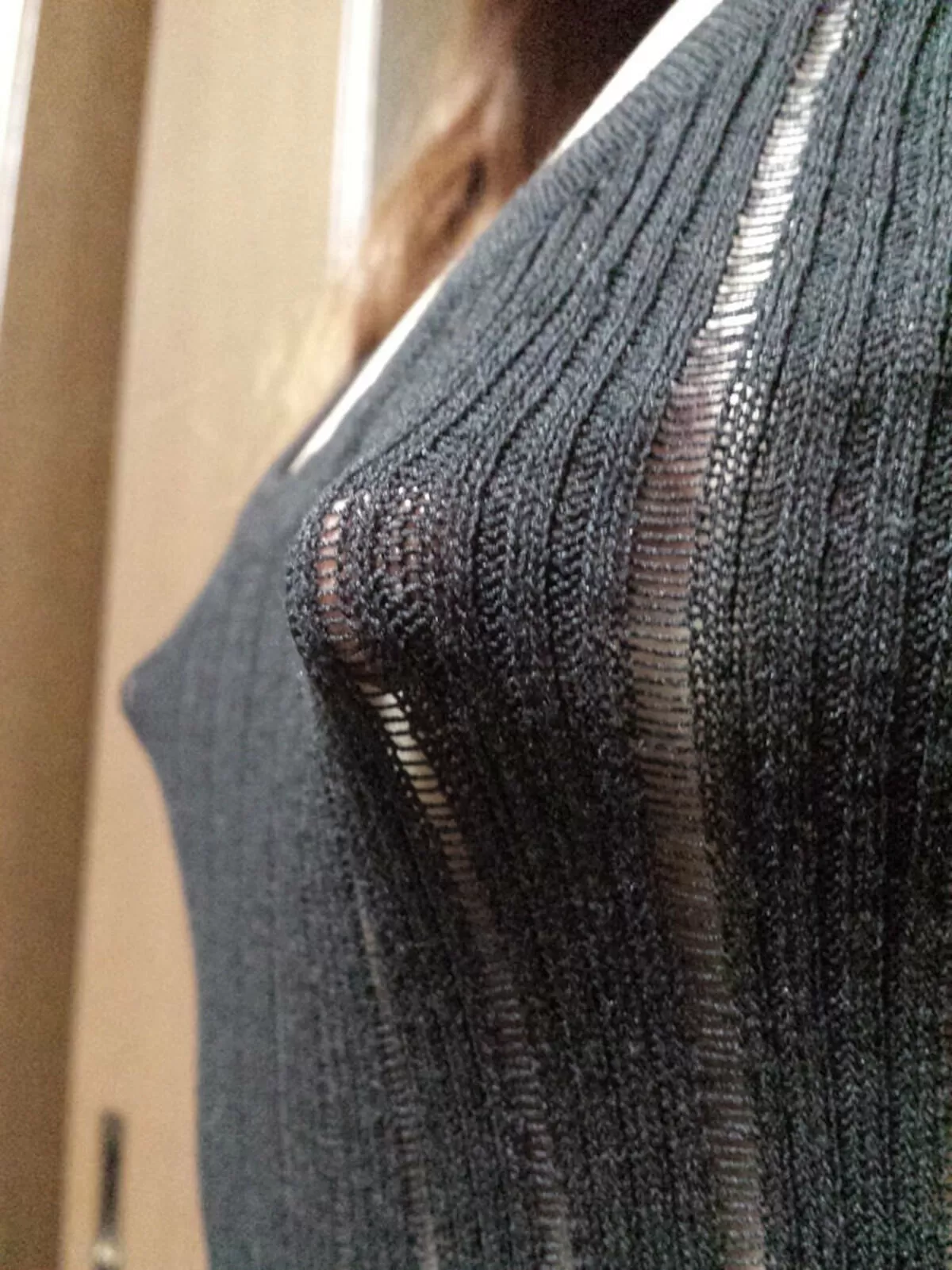 【おっぱい画像】肥大した太い乳首にしゃぶりつきたい063