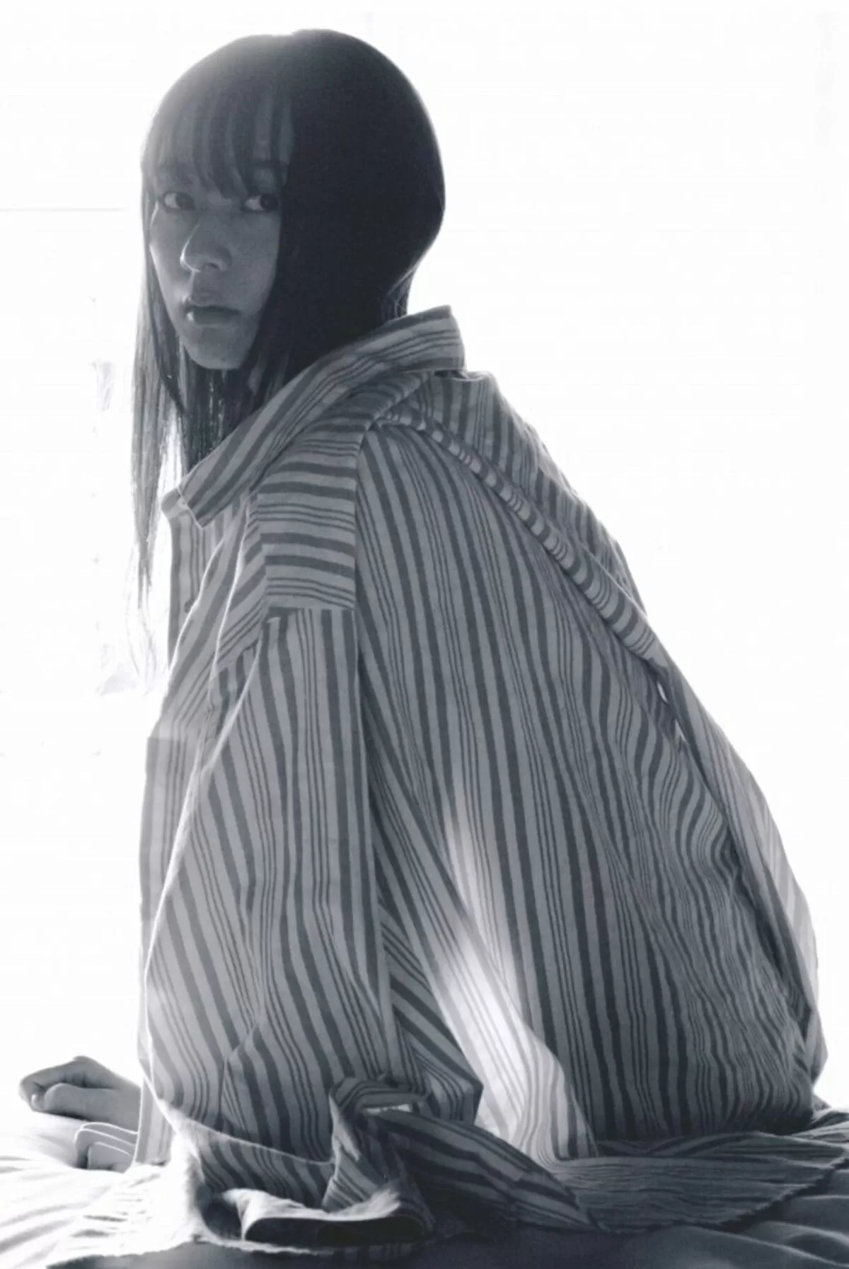 鈴木絢音エロ画像005