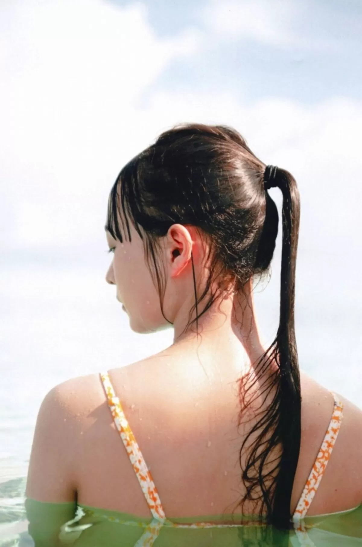 鈴木絢音エロ画像020