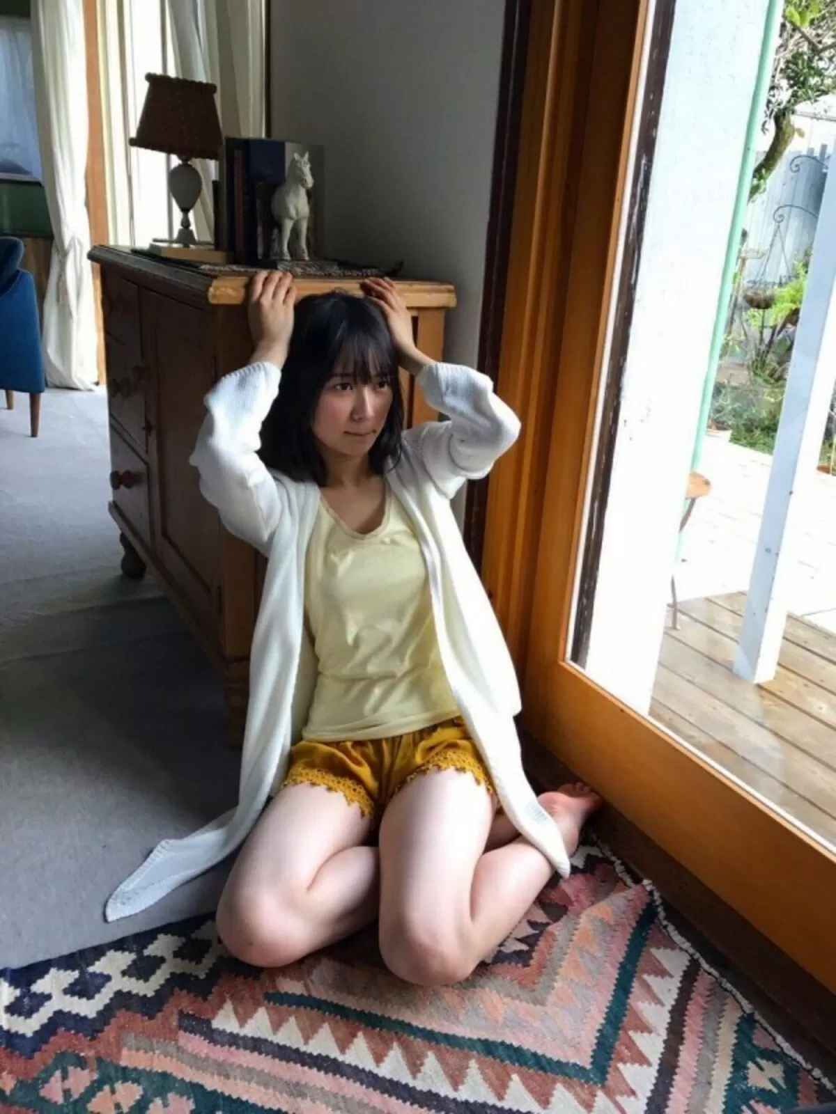 鈴木絢音エロ画像027