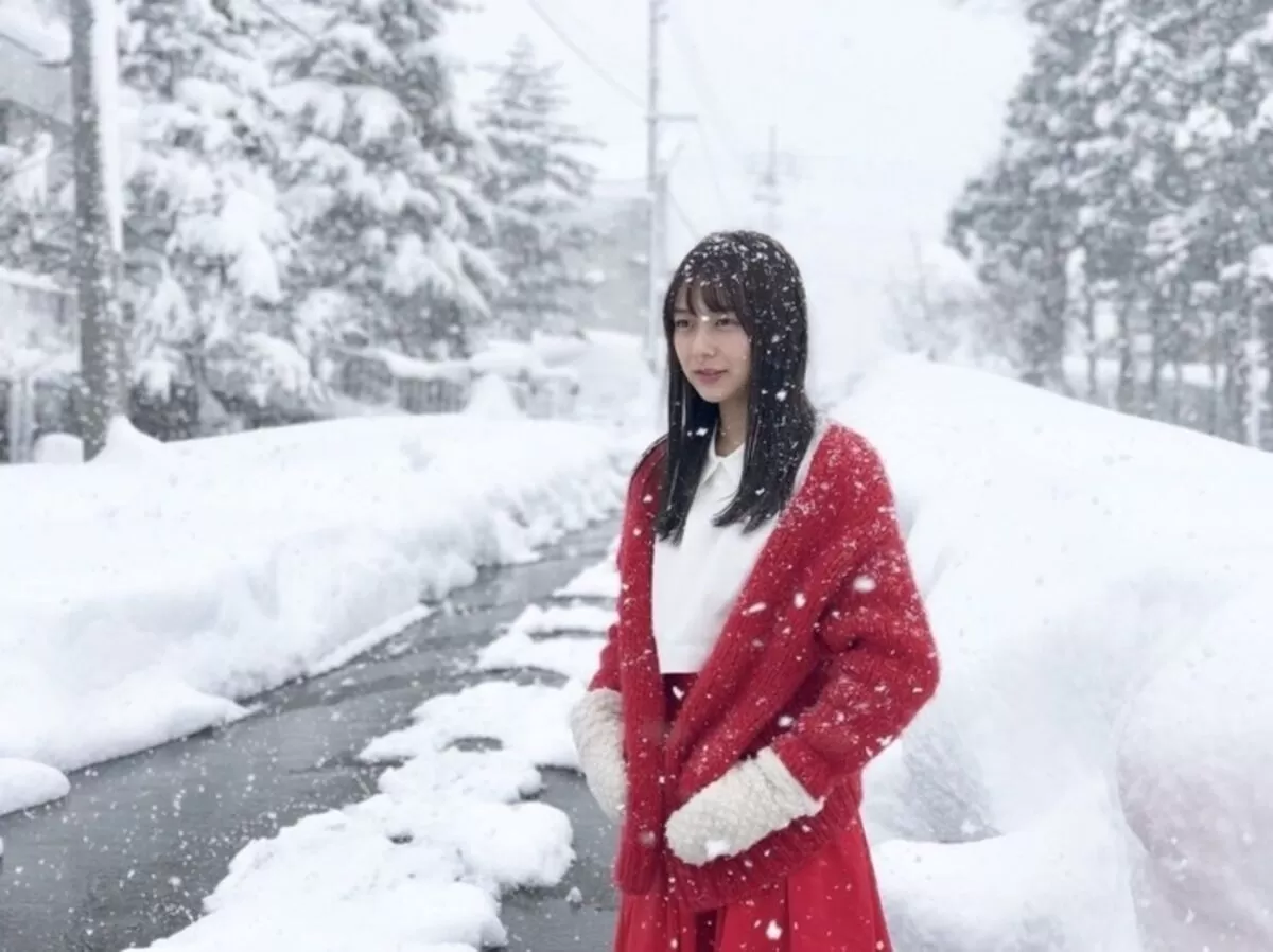 鈴木絢音エロ画像033