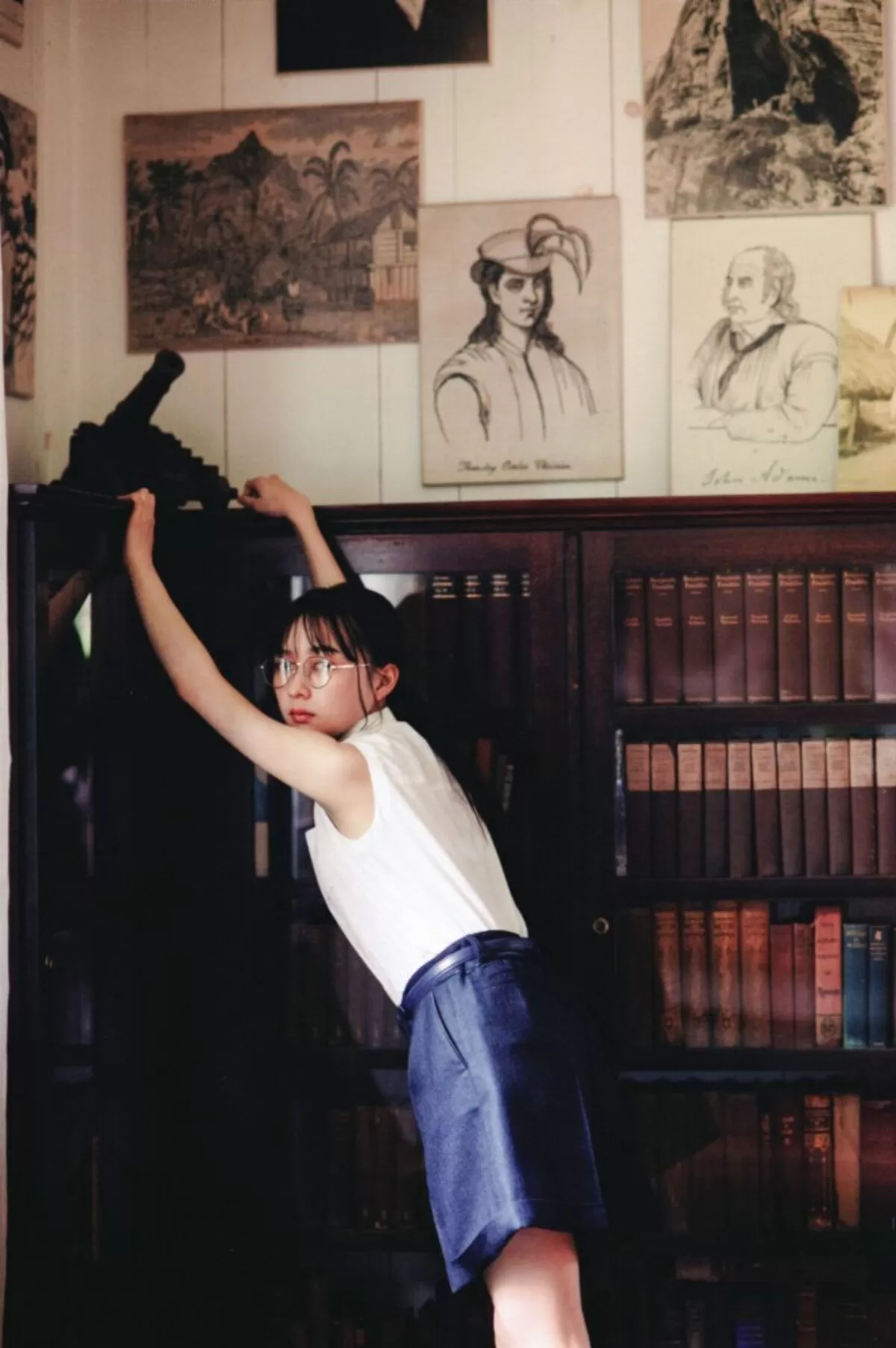 鈴木絢音エロ画像080