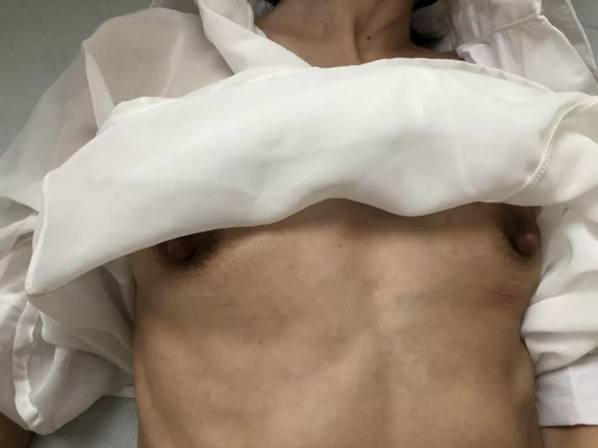 貧乳人妻エロ画像026